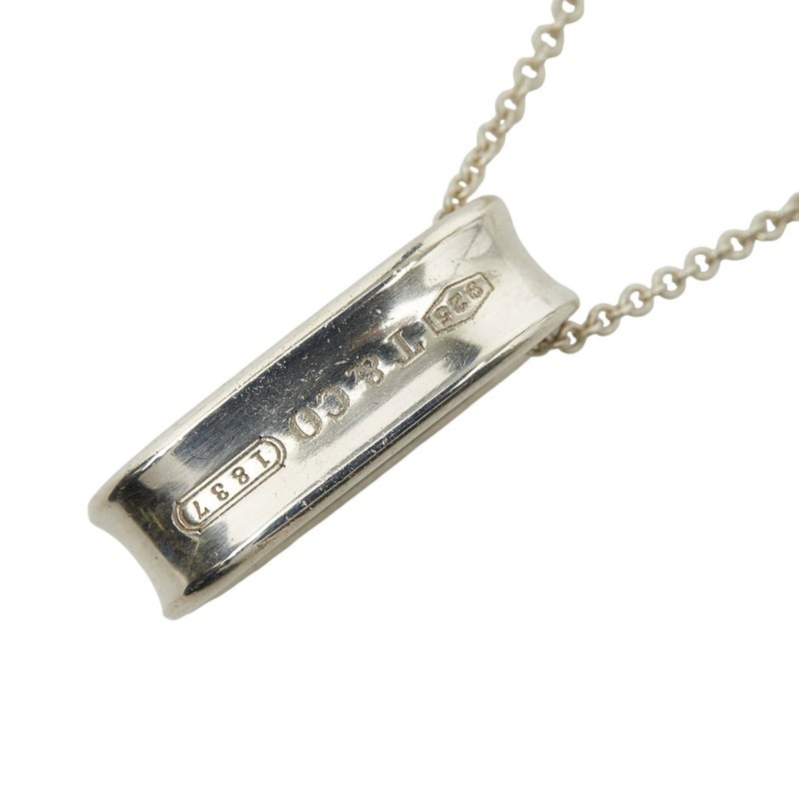 Women. Tiffany & Co. 1837 Oval Loop Necklace in 925 Sterling Silver for: Women. Tiffany & Co. 1837 Oval Loop Necklace in 925 Sterling Silver for A timeless piece of elegance, the Tiffany & Co. 1837 Oval Loop Necklace is a stunning example of classic design. Crafted from hi