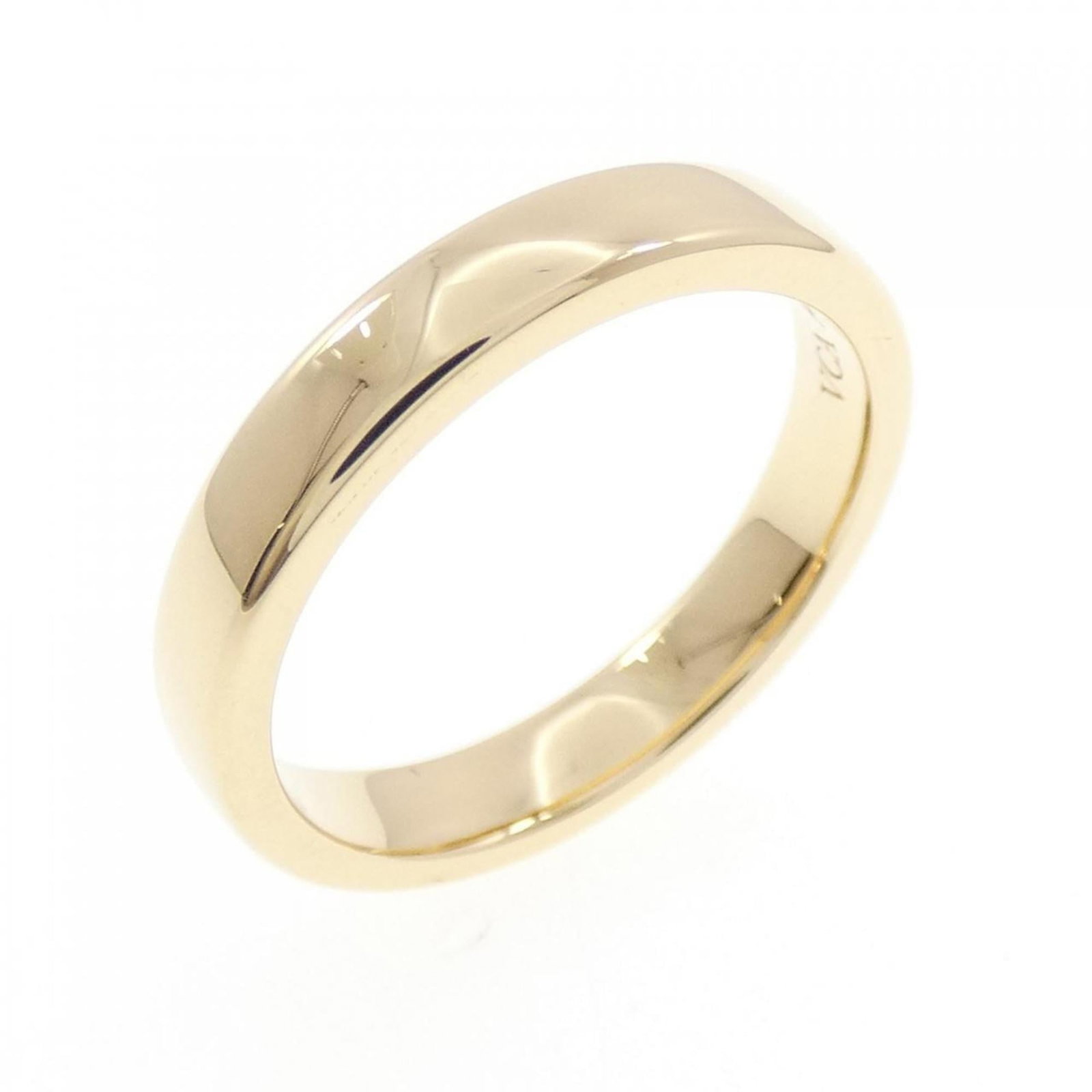 Van Cleef & Arpels 18k Yellow Gold Band Ring: Van Cleef & Arpels 18k Yellow Gold Band Ring Elevate your style with this exquisite 18k yellow gold band ring from Van Cleef & Arpels, featuring a classic design that exudes timeless elegance. With it