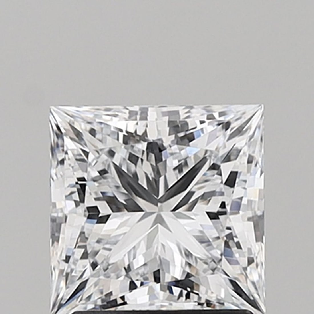 IGI Princess 2.04ct E VVS1 Loose Lab Diamond: IGI Princess 2.04ct E VVS1 Loose Lab Diamond Experience the exceptional quality of this stunning 2.04ct IGI Princess lab-grown diamond, boasting an impressive E color and VVS1 clarity grade for unpara