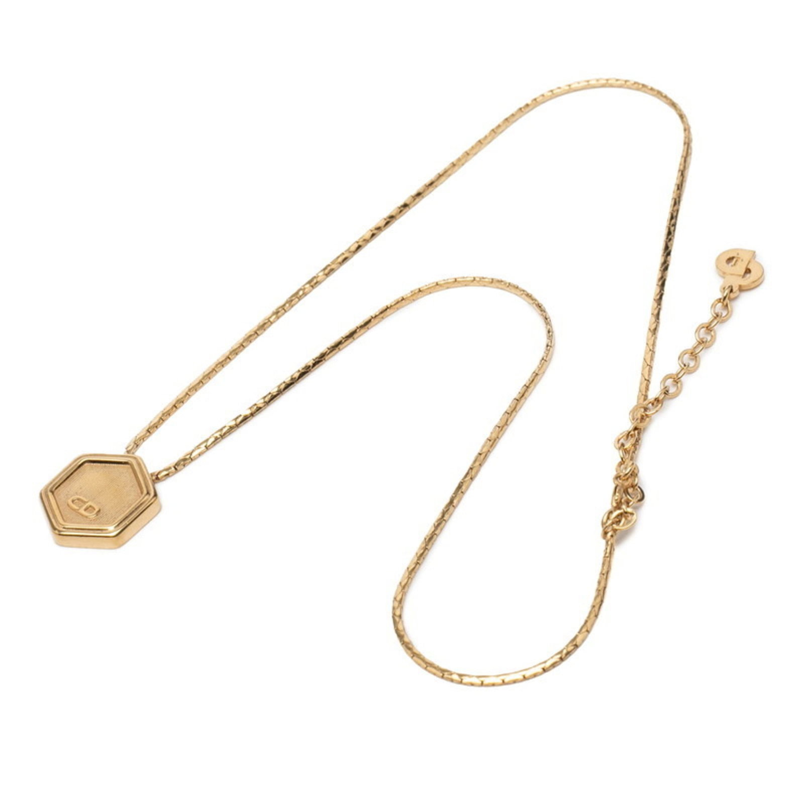 Christian Dior CD Logo Gold Plated Necklace for Women: Christian Dior CD Logo Gold Plated Necklace for Women Elevate your style with the iconic Christian Dior CD logo gold plated necklace, a timeless piece that exudes luxury and sophistication. This stunn