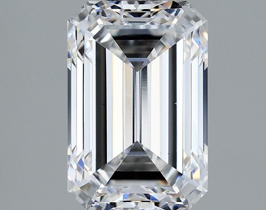 Loose Lab Diamond - HRD Emerald 2.14ct E VVS2: Loose Lab Diamond - HRD Emerald 2.14ct E VVS2 Experience the beauty of nature, redefined - this exquisite 2.14ct lab-grown diamond boasts an exceptional VVS2 clarity and vibrant E color, making it a