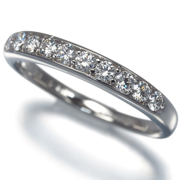 Platinum Royal Asscer Ring Diamond 0.30Ct Us6-6.25 950: Platinum Royal Asscer Ring Diamond 0.30Ct Us6-6.25 950 A stunning platinum ring showcasing a 0.30ct natural diamond, expertly crafted in the Netherlands with exceptional attention to detail. The US6-6