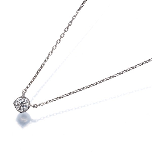 White Gold 18K 750 Diamond Solitaire Necklace: White Gold 18K 750 Diamond Solitaire Necklace Elevate your elegance with this stunning 18k white gold diamond solitaire necklace, crafted in Japan with exceptional attention to detail. The natural bea