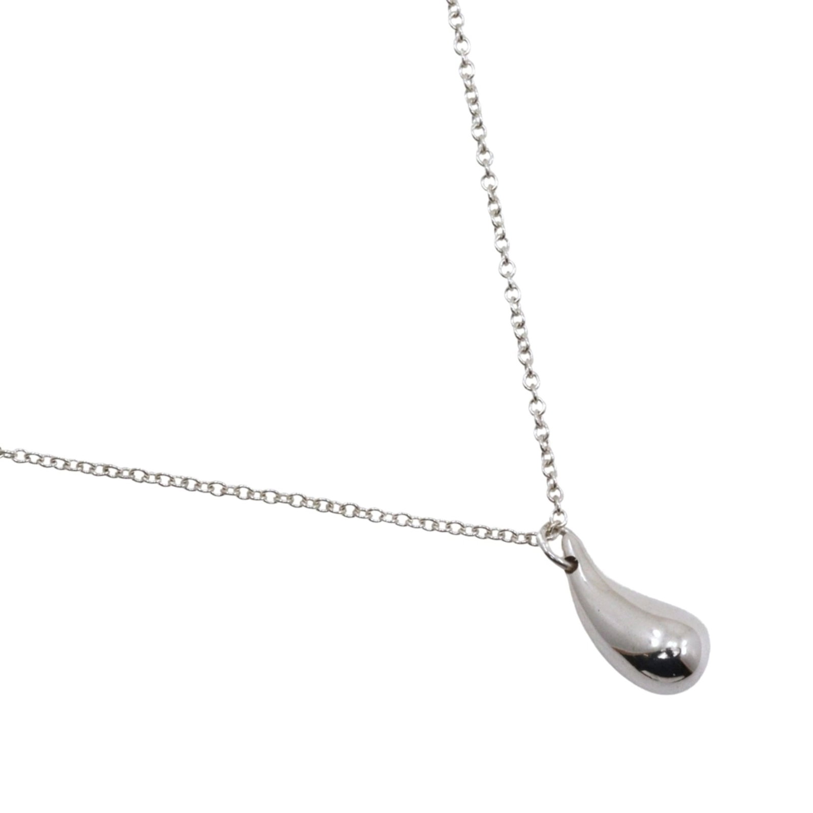 Women's Tiffany & Co. Teardrop Necklace Elsa Peretti Silver 925 Approx. 2.7g: Women's Tiffany & Co. Teardrop Necklace Elsa Peretti Silver 925 Approx. 2.7g A stunning Elsa Peretti teardrop necklace from Tiffany & Co., crafted in sterling silver 925, adds a touch of elegance to a