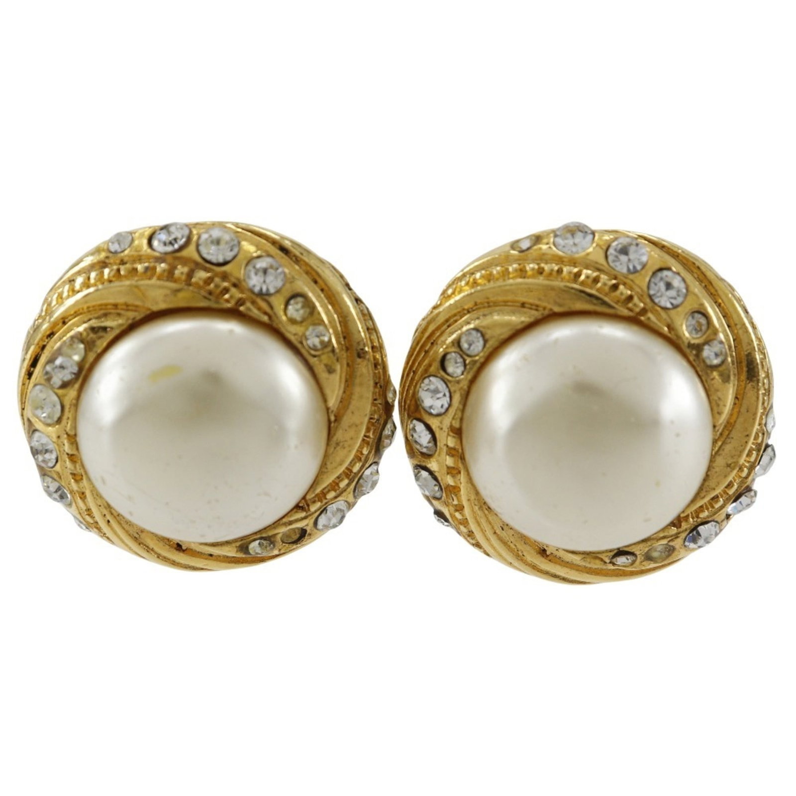 Rhinestone - Chanel Clip Earrings Artificial Pearl - Gold Plating: Rhinestone - Chanel Clip Earrings Artificial Pearl - Gold Plating Elevate your vintage style with these stunning Chanel clip earrings, adorned with artificial pearls and rhinestones in gold plating. T