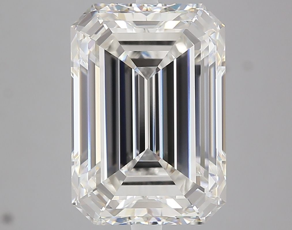 Loose Lab Diamond - IGI Emerald 6.21ct F VVS2: Loose Lab Diamond - IGI Emerald 6.21ct F VVS2 Experience the beauty of nature, redefined. This exquisite lab-grown diamond boasts an impressive 6.21 carats, with exceptional clarity and color,