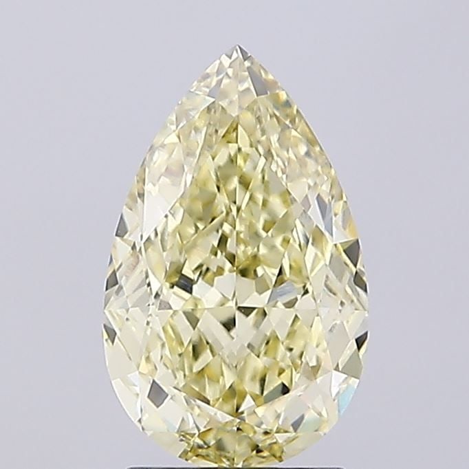 Loose Lab Diamond - IGI Pear 2.57ct Fancy Yellow VVS2: Loose Lab Diamond - IGI Pear 2.57ct Fancy Yellow VVS2 A rare and radiant Fancy Yellow lab diamond, certified by the International Gemological Institute (IGI), boasts exceptional clarity and polish