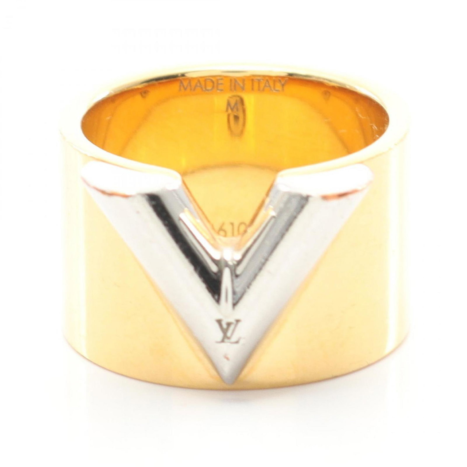 Stainless Steel - Louis Vuitton Band Ring Gold Plating: Stainless Steel - Louis Vuitton Band Ring Gold Plating Elevate your style with the iconic Louis Vuitton band ring, boasting a sleek stainless steel base and luxurious gold plating details. This timele