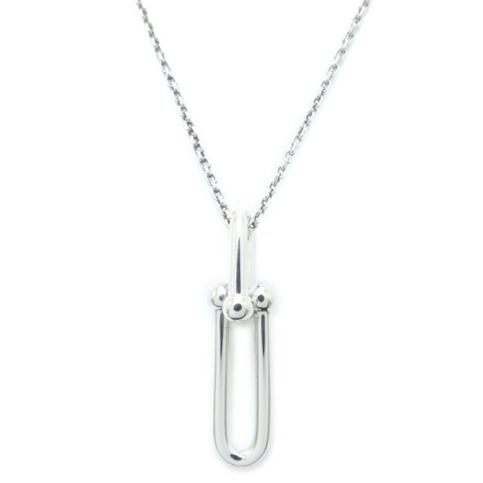 Tiffany & Co. 925 Sterling Silver Thin Link Necklace for Women, 63104310: Tiffany & Co. 925 Sterling Silver Thin Link Necklace for Women, 63104310 Elegant and sophisticated, this 925 sterling silver thin link necklace from Tiffany & Co. boasts a delicate design that adds a