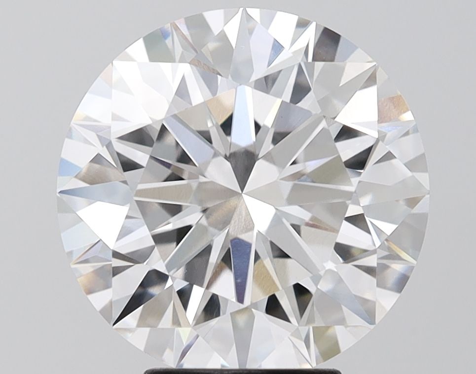 IGI Round 5.12ct E VVS2 Ideal Loose Lab Diamond: IGI Round 5.12ct E VVS2 Ideal Loose Lab Diamond Experience the brilliance of nature's own masterpiece - this stunning 5.12ct IGI Round lab diamond, certified VVS2 for its exceptional clarity and cut t