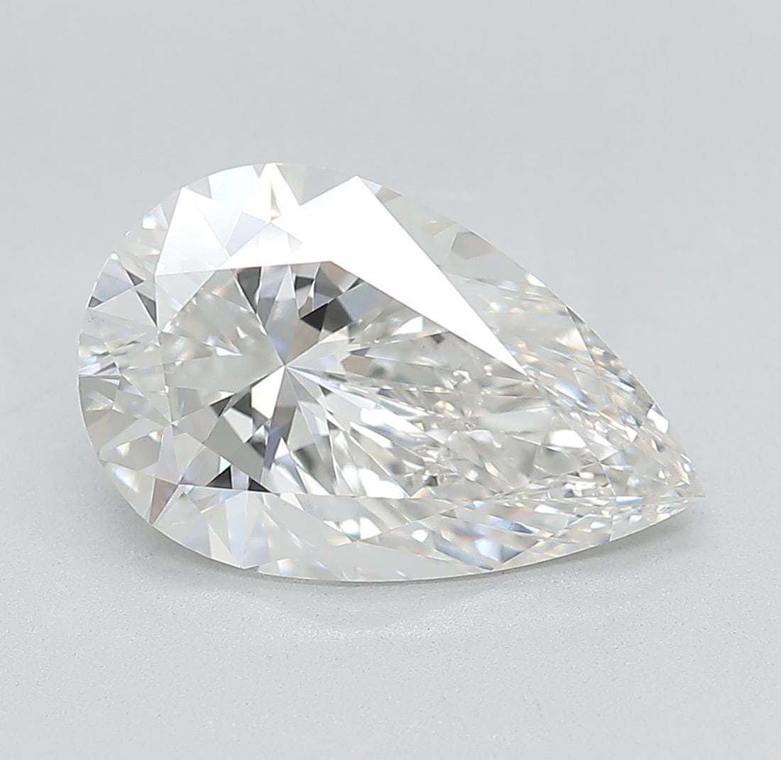 Loose Lab Diamond - IGI Pear 3.4ct F VVS2: Loose Lab Diamond - IGI Pear 3.4ct F VVS2 A stunning lab-grown pear-cut diamond, certified by the International Gemological Institute (IGI) as F color, VVS2 clarity, and EX polish and symmetry. Weighi