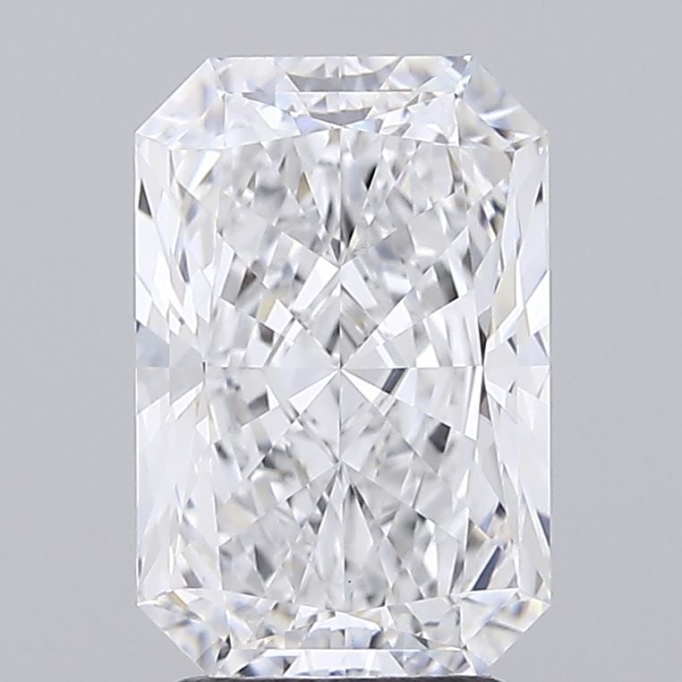 IGI Radiant 2.99ct D VVS2 Loose Lab Diamond: IGI Radiant 2.99ct D VVS2 Loose Lab Diamond Experience the brilliance of a lab-grown diamond, certified by IGI as a radiant D VVS2, boasting exceptional cut, color, and clarity. This stunning 2.99ct g