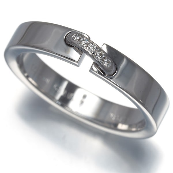 Gold Chaumet Ring Diamond Liens Evidence Eu55 18K 750 White: Gold Chaumet Ring Diamond Liens Evidence Eu55 18K 750 White A stunning piece of French haute joaillerie, the Gold Chaumet Ring is a masterclass in understated elegance. This exquisite 18k white gold r