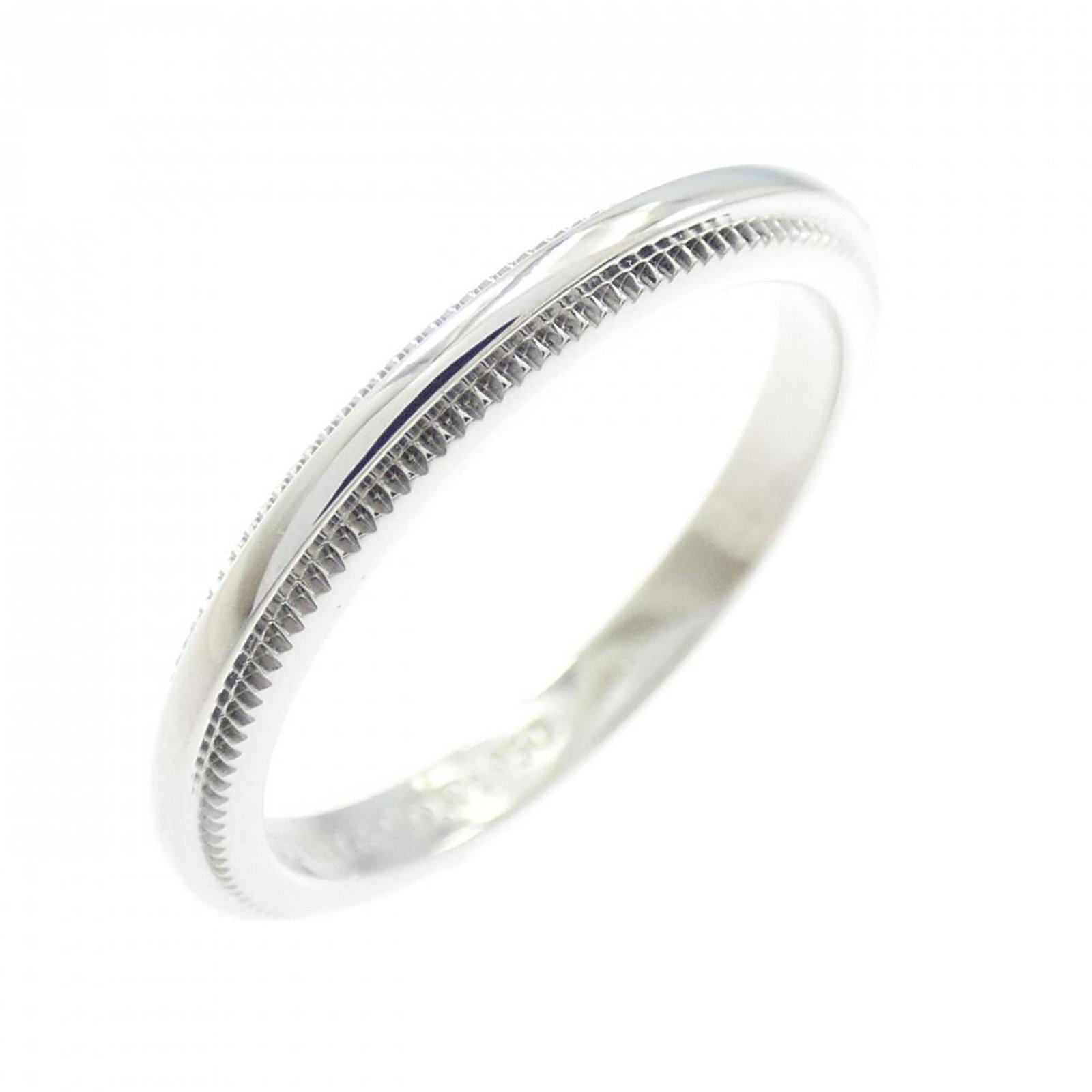 950 Tiffany Band Ring Platinum: 950 Tiffany Band Ring Platinum A stunning 950 Tiffany Band Ring Platinum, crafted with exceptional quality and timeless elegance, boasts a sleek platinum band adorned with intricate details that exude