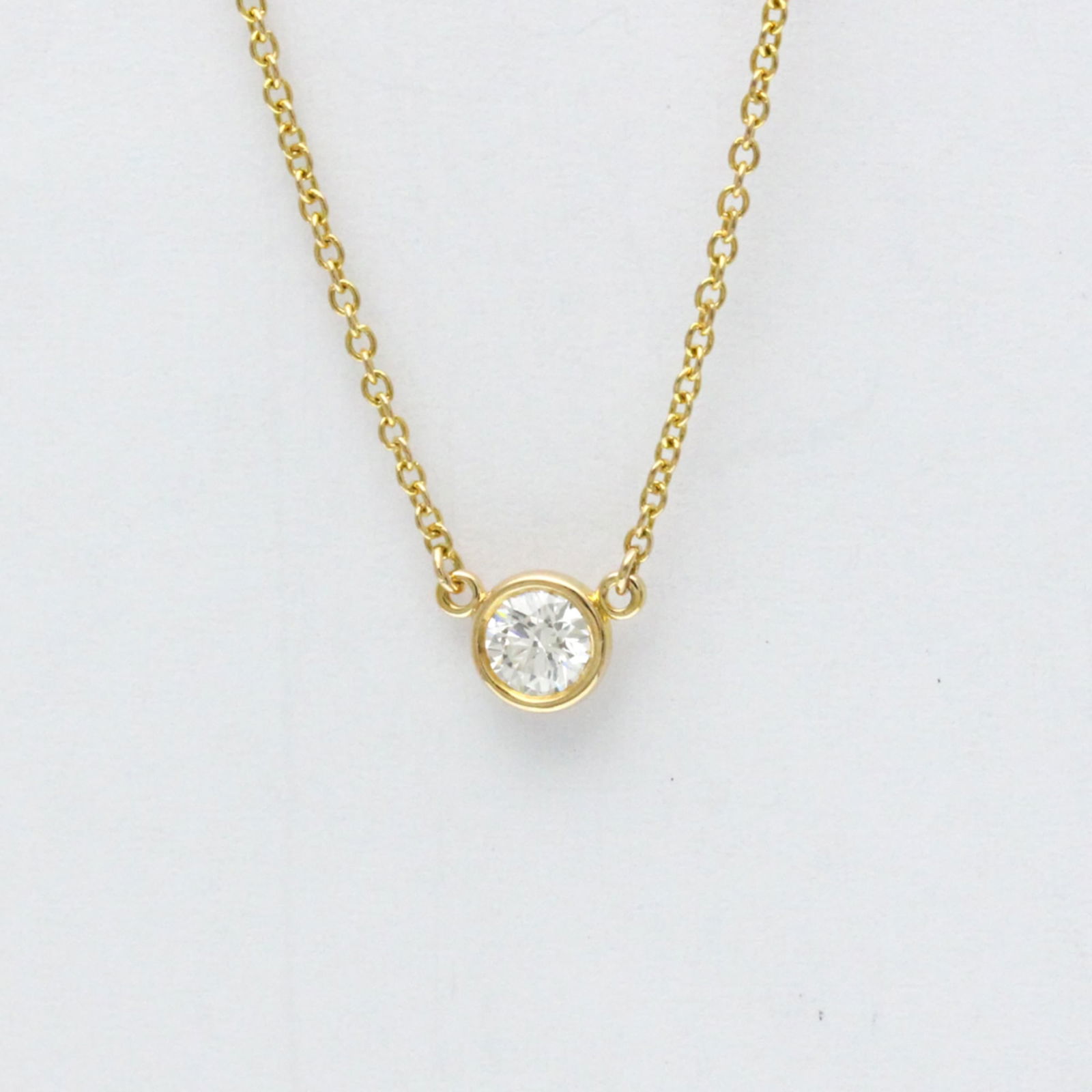 Women Fashion Pendant Necklace Carat/ 0.18 (Pink Gold) - Tiffany Diamonds By The Yard Pink Gold: Women Fashion Pendant Necklace Carat/ 0.18 (Pink Gold) - Tiffany Diamonds By The Yard Pink Gold (18K) Diamond Men Elevate your style with this stunning 18K pink gold pendant necklace, adorned with a v