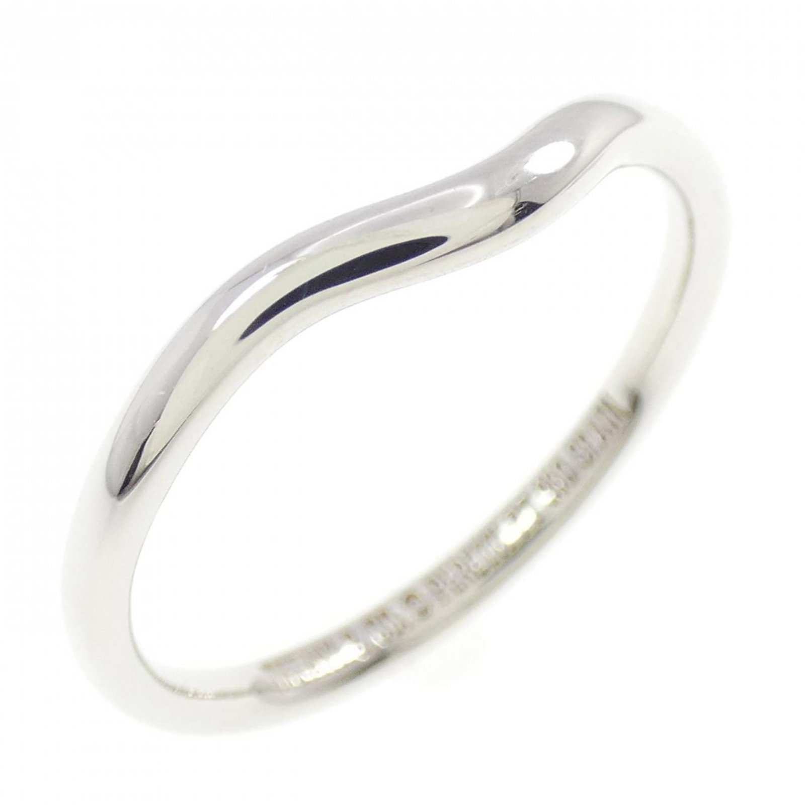 950 Tiffany Band Ring Platinum: 950 Tiffany Band Ring Platinum A stunning 950 platinum band ring from the iconic Tiffany brand, this luxurious piece boasts a sleek and modern design that exudes sophistication. With its high-quality
