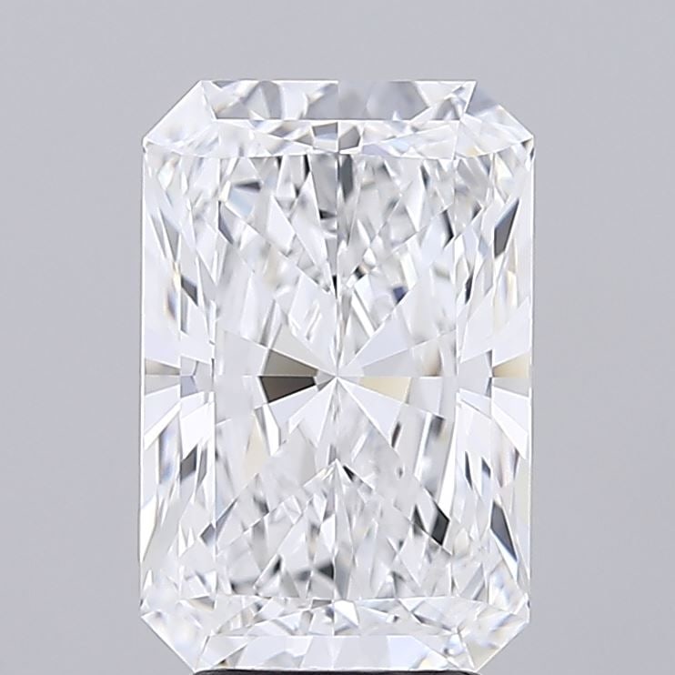 IGI Radiant 4.08ct D IF Loose Lab Diamond: IGI Radiant 4.08ct D IF Loose Lab Diamond Experience the brilliance of nature with this stunning 4.08ct IGI Radiant cut diamond, boasting an exceptional D color and IF clarity for maximum light transm