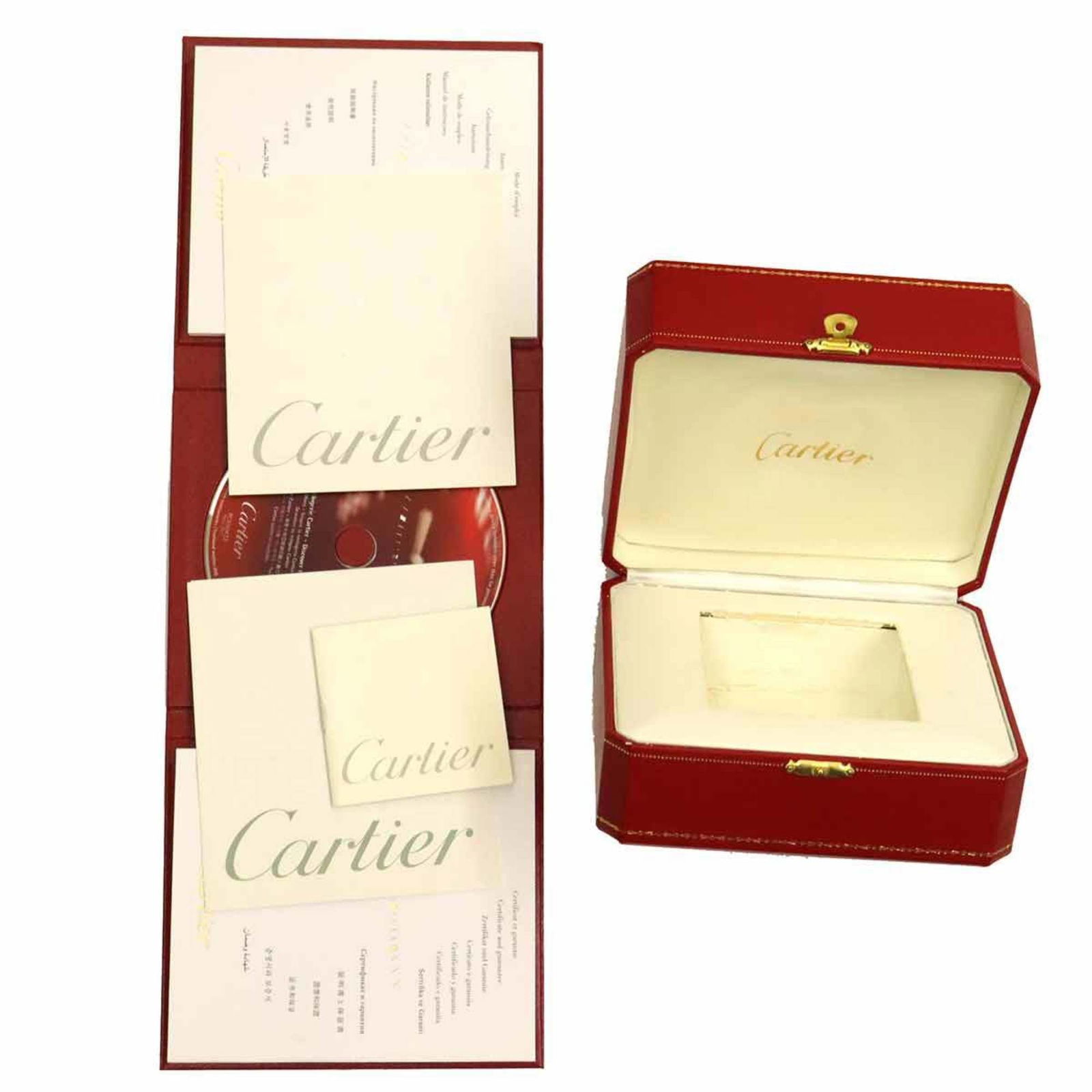 Wristwatch Cartier: Wristwatch Cartier A stunning Cartier pink gold wristwatch, boasting 18K luxury and sleek sophistication, is up for grabs. With its classic black dial and durable rubber band, this timeless timepiece