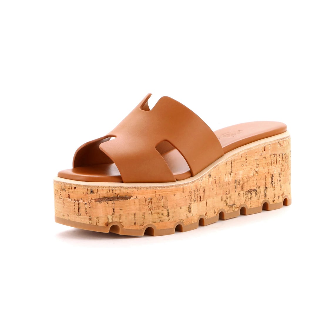 30 Hermes Women's Eze Sandals Leather: 30 Hermes Women's Eze Sandals Leather Experience the timeless elegance of Hermes' Women's Eze Sandals, crafted from rich brown leather and comfortable cork uppers for effortless wear. With excellent c