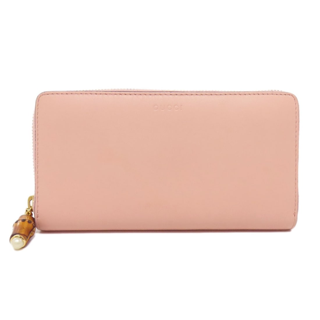 Gucci Logo Long Wallet with Coin Pocket in Leather: Gucci Logo Long Wallet with Coin Pocket in Leather Elevate your style with the iconic Gucci Logo Long Wallet, crafted from rich leather and boasting a sleek pink hue that adds a touch of sophisticatio