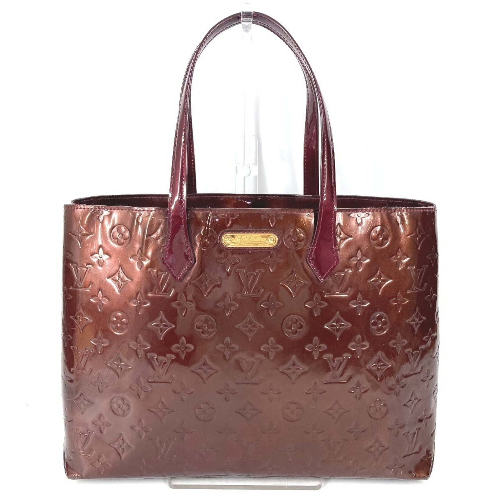 Tote Bag Monogram Vernis - Louis Vuitton Handbag - Shoulder Bag: Tote Bag Monogram Vernis - Louis Vuitton Handbag - Shoulder Bag Own the timeless elegance of Louis Vuitton with this stunning Monogram Vernis tote bag, boasting the iconic purple hue that exudes
