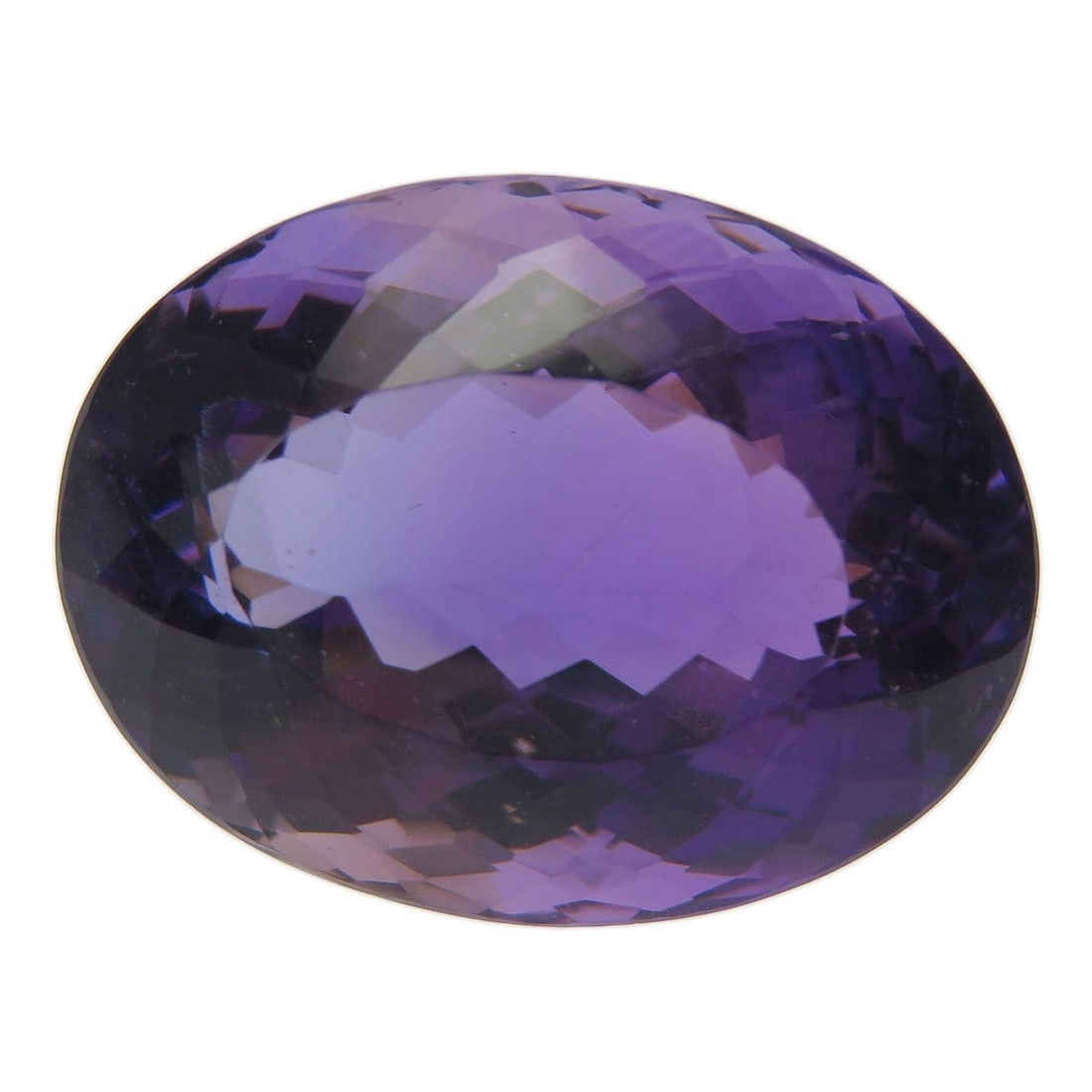 7g 35ct Amethyst Loose: 7g 35ct Amethyst Loose A stunning 35ct amethyst gemstone, weighing in at 7g, boasts a rich, deep purple hue that's sure to make a statement. This gorgeous loose stone is a true showstopper, perfect fo