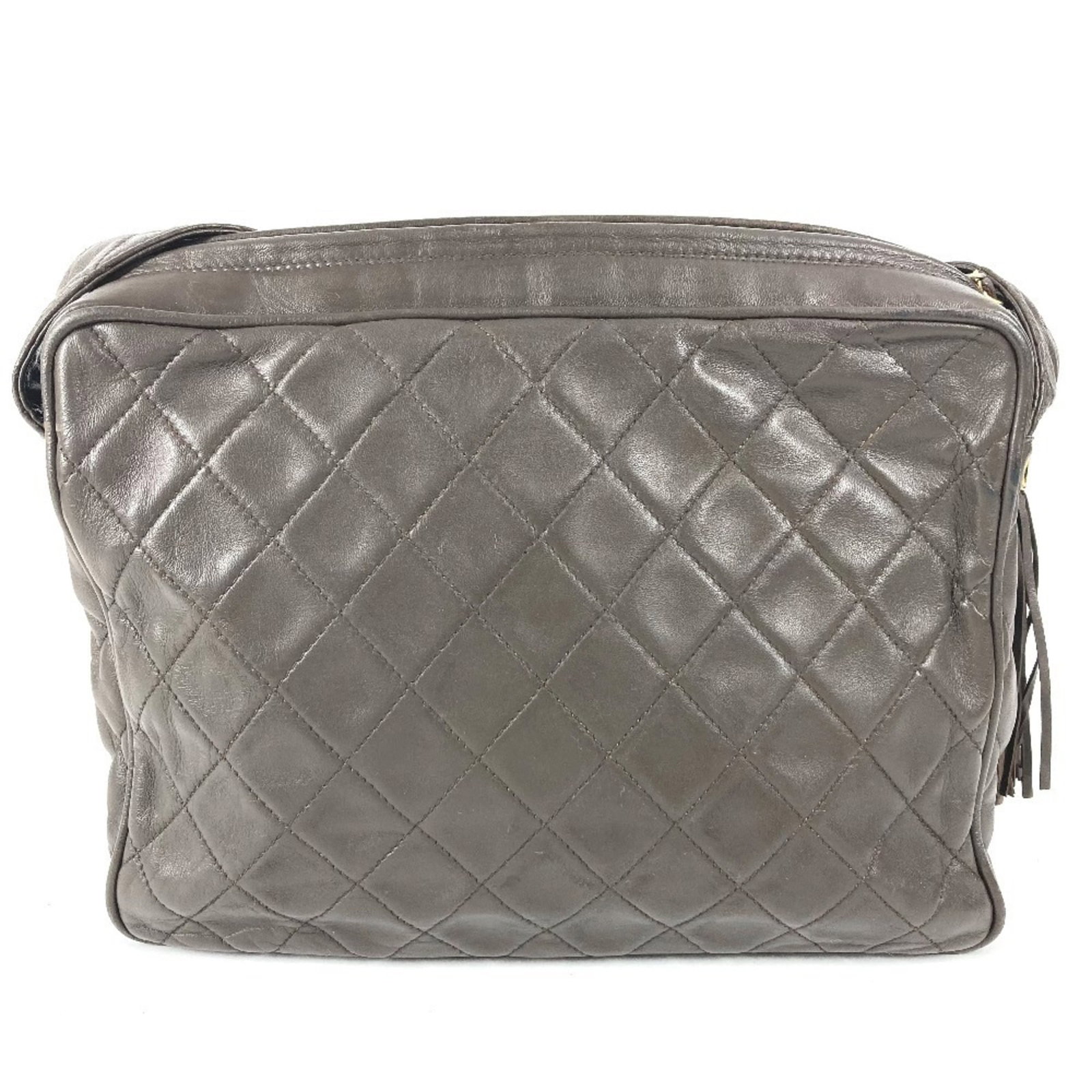 Chanel Leather Shoulder Bag: Chanel Leather Shoulder Bag A pre-owned Chanel leather shoulder bag in rich brown, boasting timeless design and exceptional craftsmanship. With its classic shape and premium leather construction, this