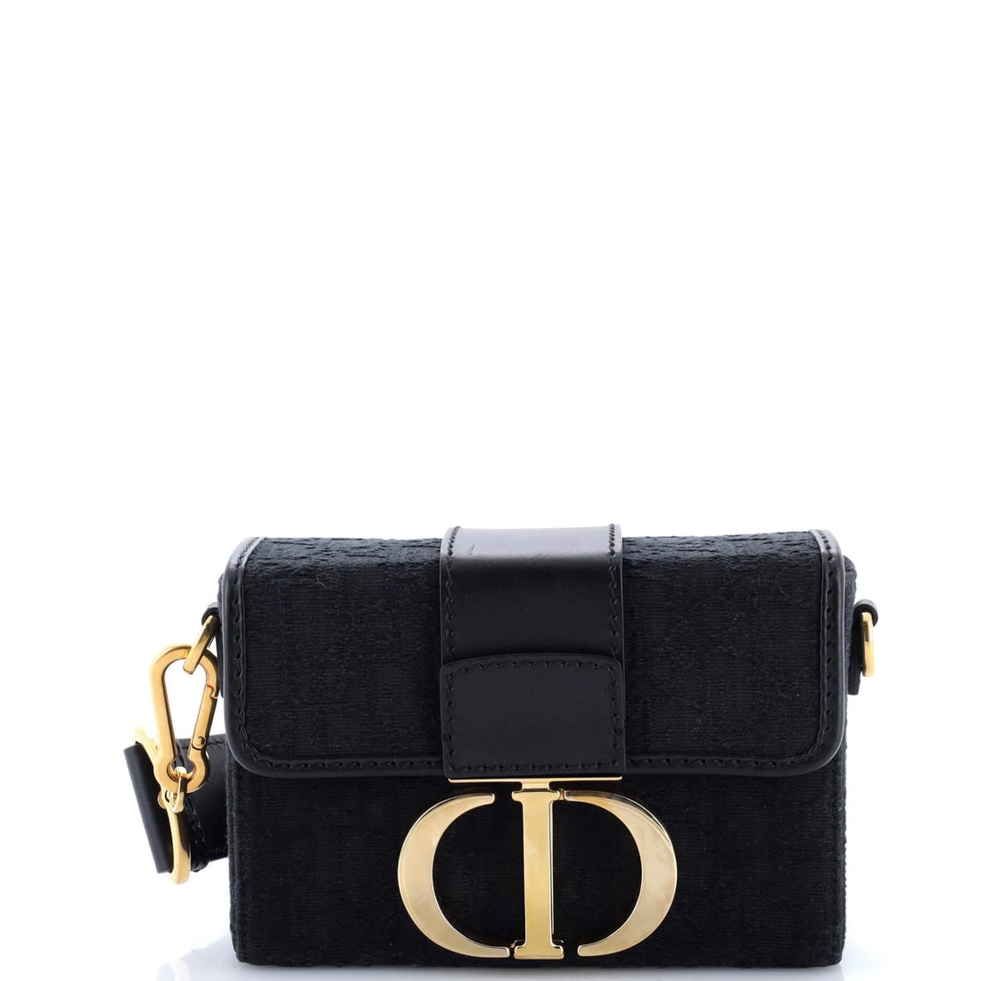 Jacquard Christian Dior 30 Montaigne Box Bag Oblique: Jacquard Christian Dior 30 Montaigne Box Bag Oblique The Jacquard Christian Dior 30 Montaigne Box Bag Oblique is a timeless and elegant shoulder bag, boasting the iconic 30 Montaigne design in sleek b