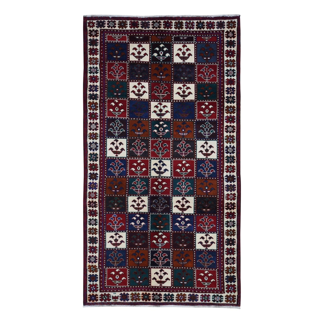 Rug 4'10"x9'2" Red Semi Antique Zoroastrian Baktiarjoon Wool Hand Knotted: Rug 4'10"x9'2" Red Semi Antique Zoroastrian Baktiarjoon Wool Hand Knotted Experience the rich cultural heritage of Turkey with this stunning Red Semi Antique Zoroastrian Baktiarjoon Wool Hand Knotted