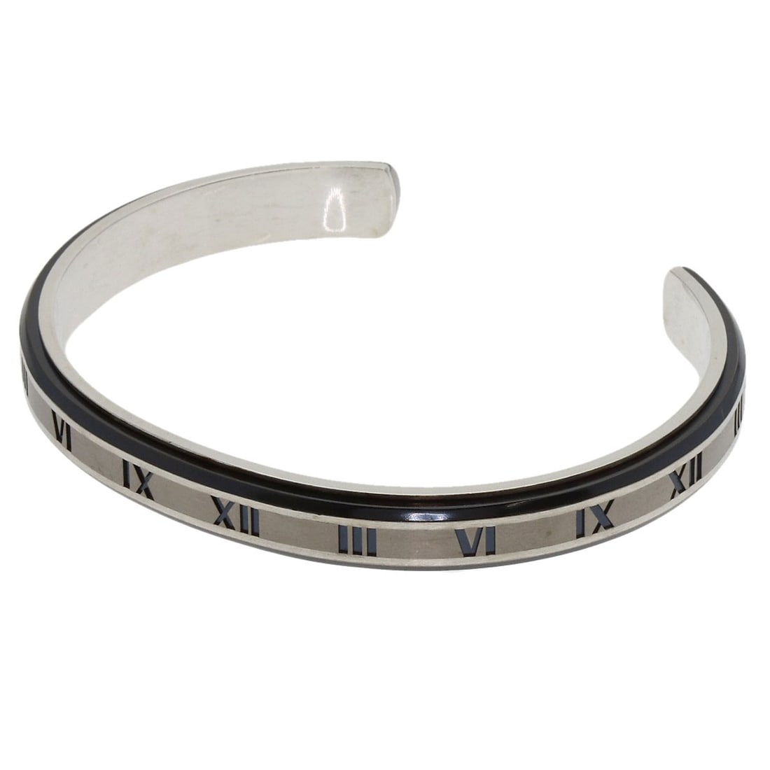 Titanium TIFFANY&Co. Atlas bangle Bracelet Silver: Titanium TIFFANY&Co. Atlas bangle Bracelet Silver Elevate your style with the iconic Tiffany&Co. Atlas bangle, crafted from sterling silver and boasting a sleek, modern design. This timeless piece is