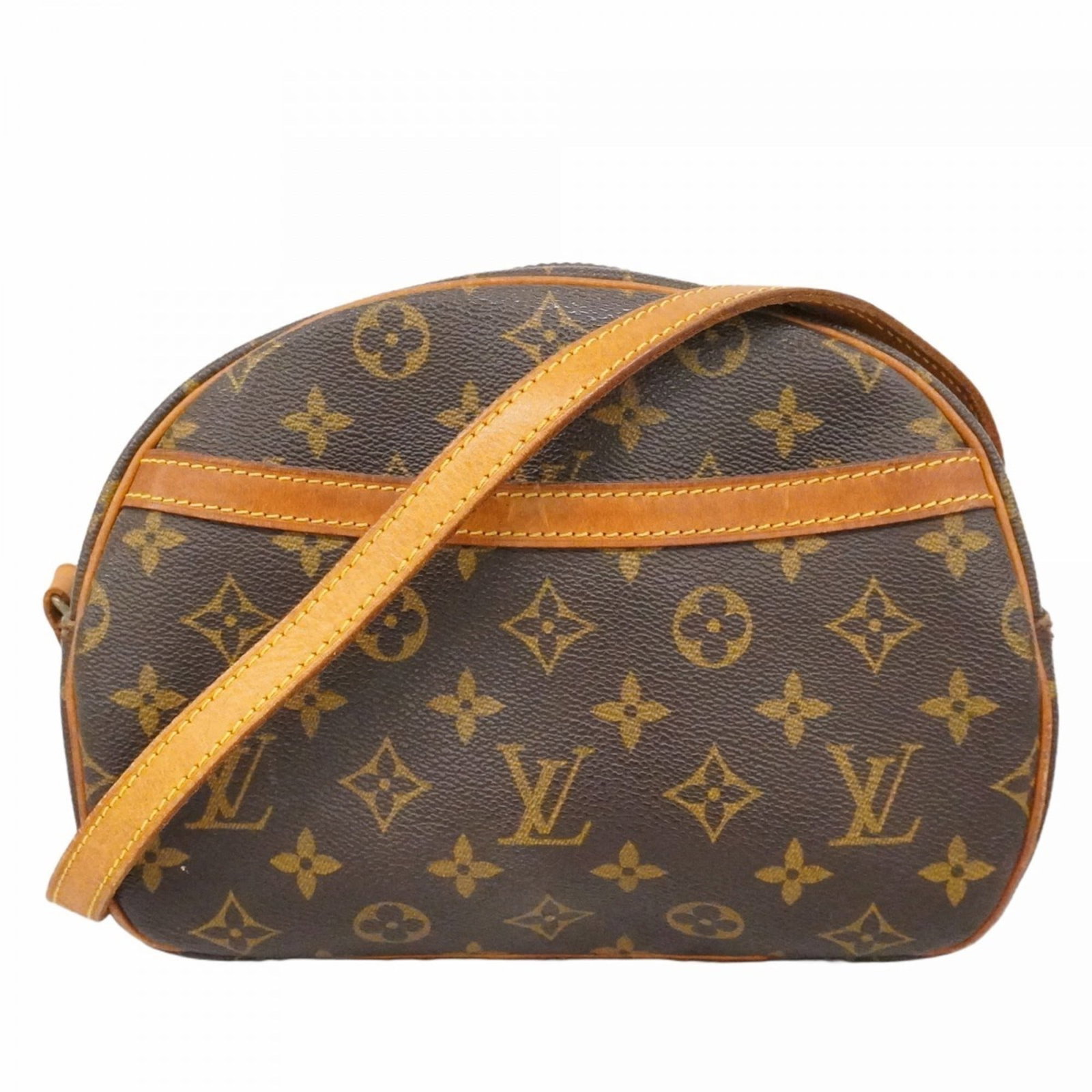 Bag Louis Vuitton Shoulder: Bag Louis Vuitton Shoulder A pre-owned Louis Vuitton shoulder bag in rich, earthy brown leather adds a touch of timeless sophistication to any outfit. With its classic 18cm x 21cm design and comfortab