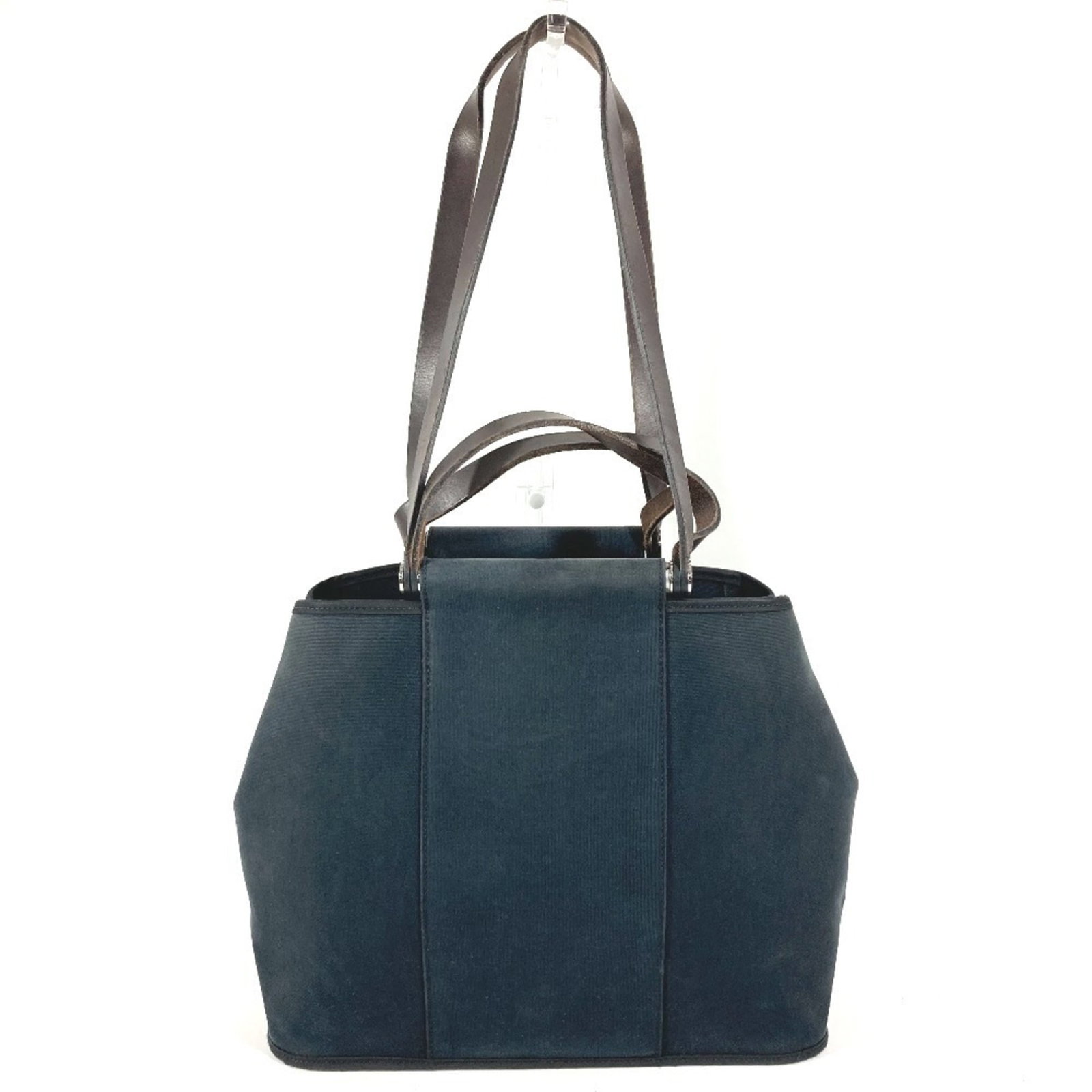 Canvas - Hermes Shoulder Bag - Tote Bag Leather: Canvas - Hermes Shoulder Bag - Tote Bag Leather A pre-owned Hermes shoulder bag in black canvas and leather, offering a stylish and timeless tote with a rich history. With its classic design and premi