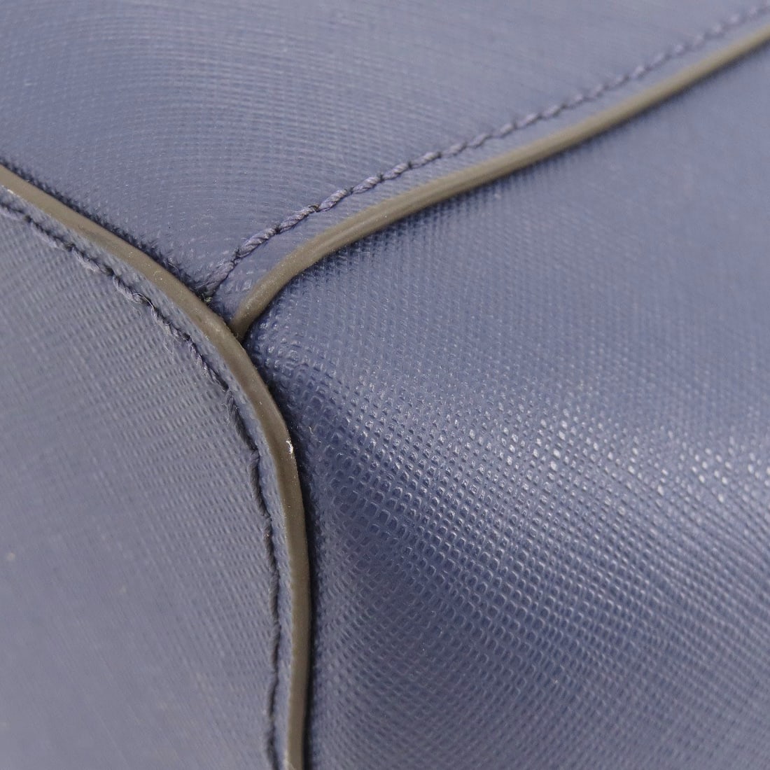 Michael Kors Logo Leather Tote Bag - 17