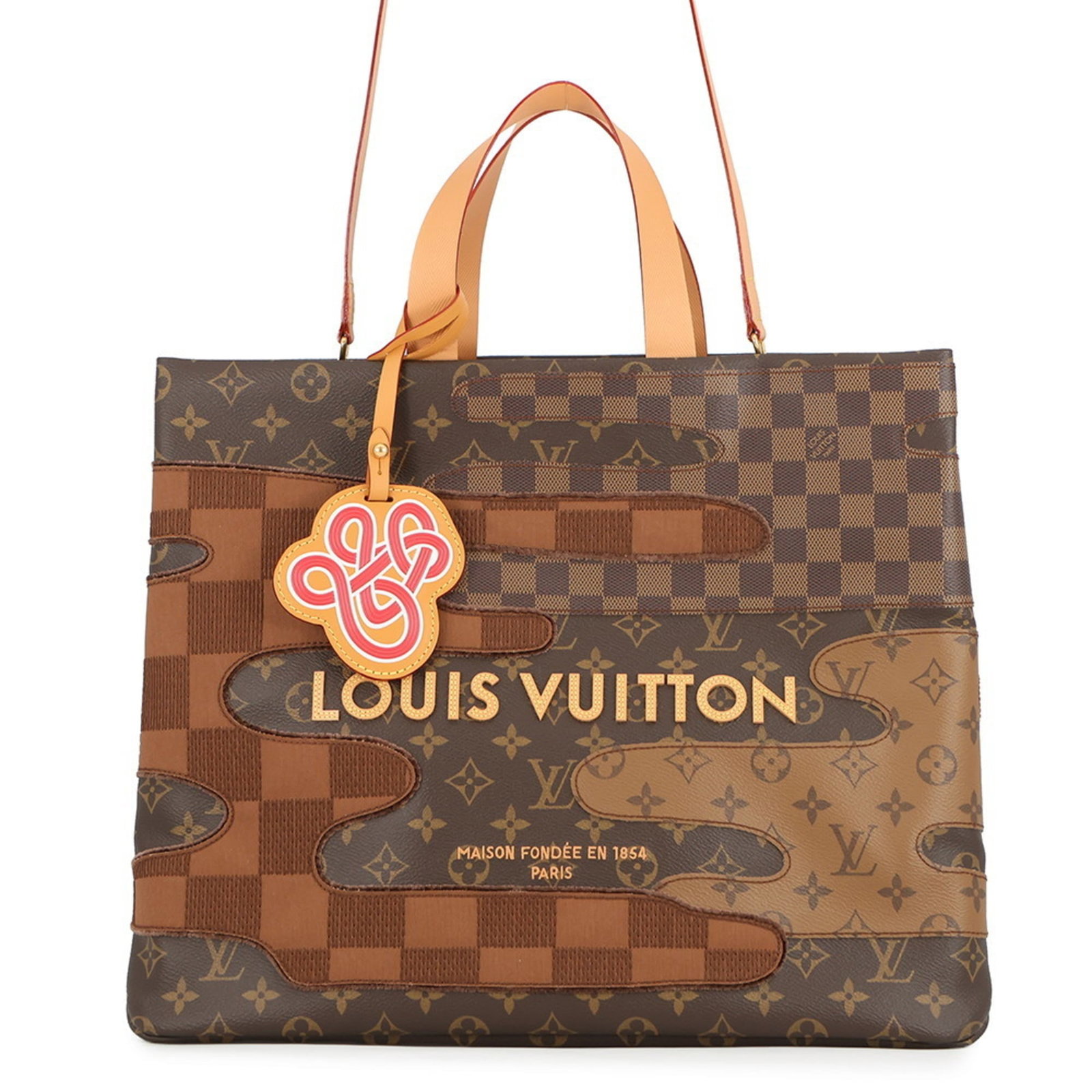 Louis Vuitton Monogram Tote Bag: Louis Vuitton Monogram Tote Bag Experience the iconic style of Louis Vuitton with this exquisite Monogram Tote Bag, boasting the signature Damier Canvas and timeless monogram closure. With its spaciou