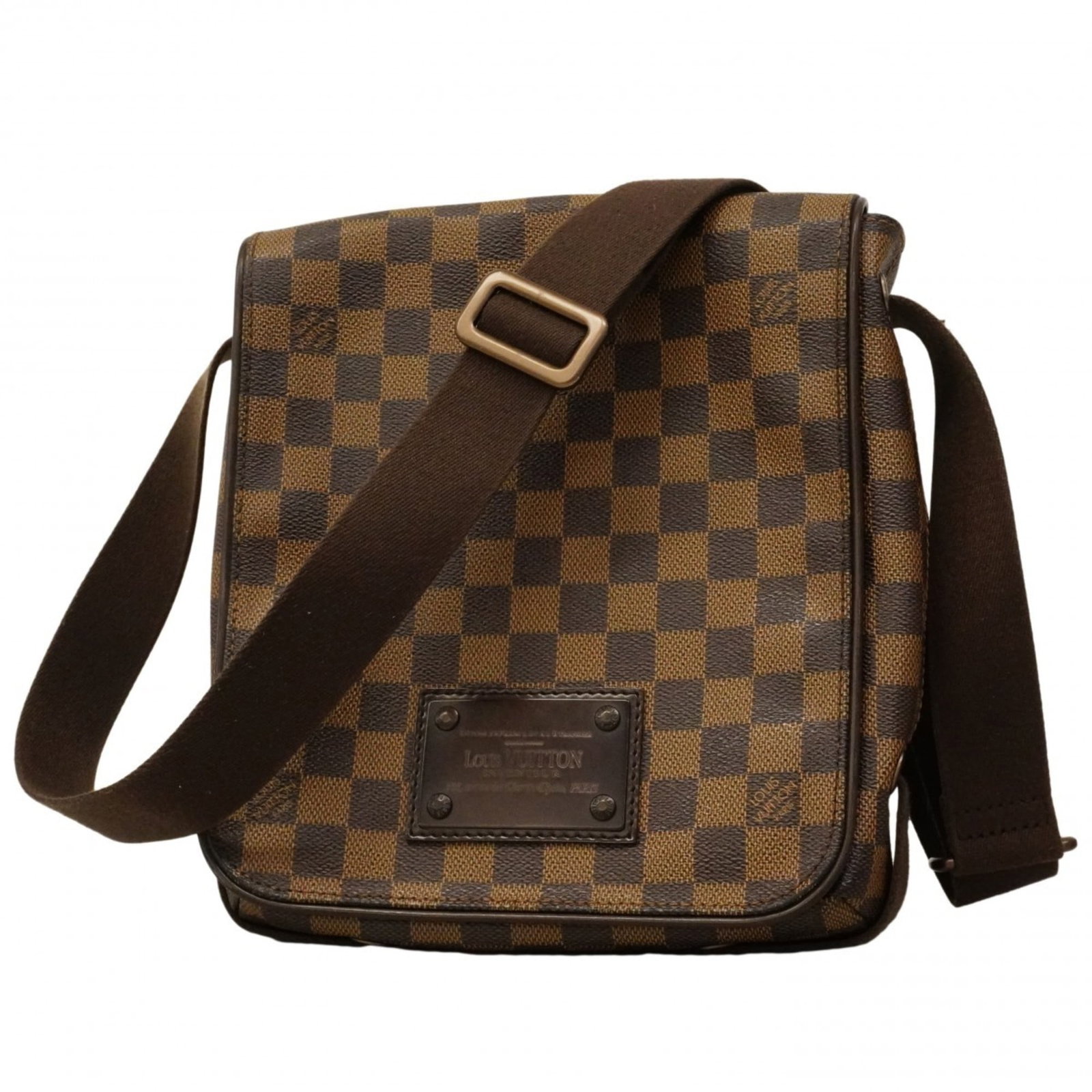 Bag Louis Vuitton Shoulder: Bag Louis Vuitton Shoulder A pre-owned Louis Vuitton shoulder bag in Ebene, offering a sleek and sophisticated look with its classic design and timeless appeal. With its compact size and sturdy constr