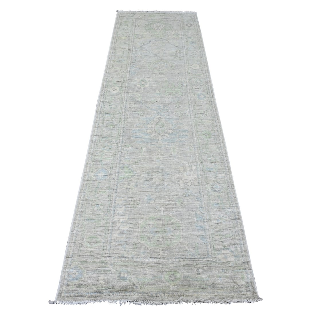 Gray Angora Oushak Leaf Design Hand-Knotted All Wool Runner Rug (2'9"x9'7"): Gray Angora Oushak Leaf Design Hand-Knotted All Wool Runner Rug (2'9"x9'7") Experience the timeless elegance of India's Oushak region with this stunning, hand-knotted wool runner rug. Featuring a stri