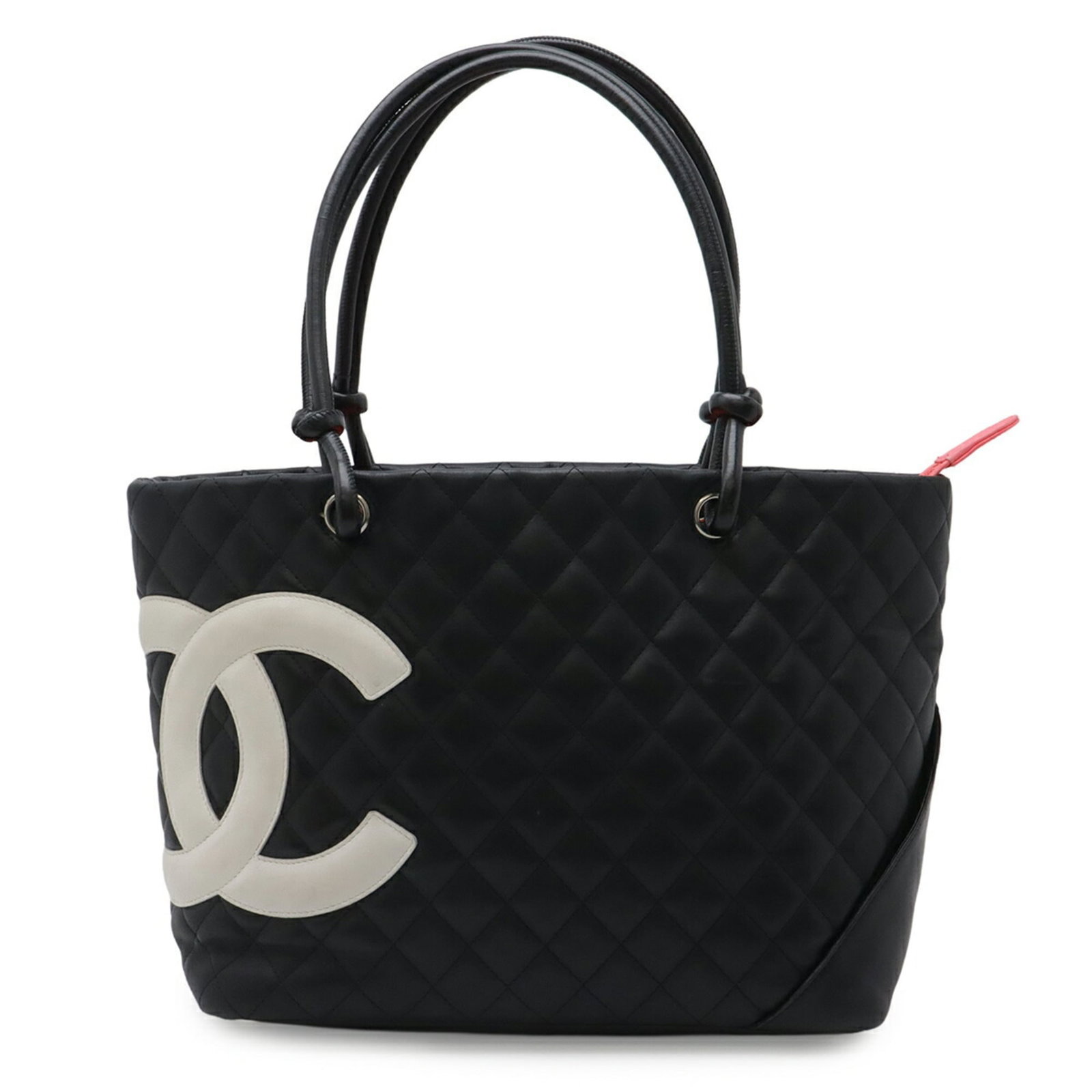 Tote Bag Leather - Chanel Shoulder Bag: Tote Bag Leather - Chanel Shoulder Bag A pre-owned Chanel tote bag in luxurious leather, available in black, pink, and white - add a touch of timeless elegance to your daily routine with this iconic s