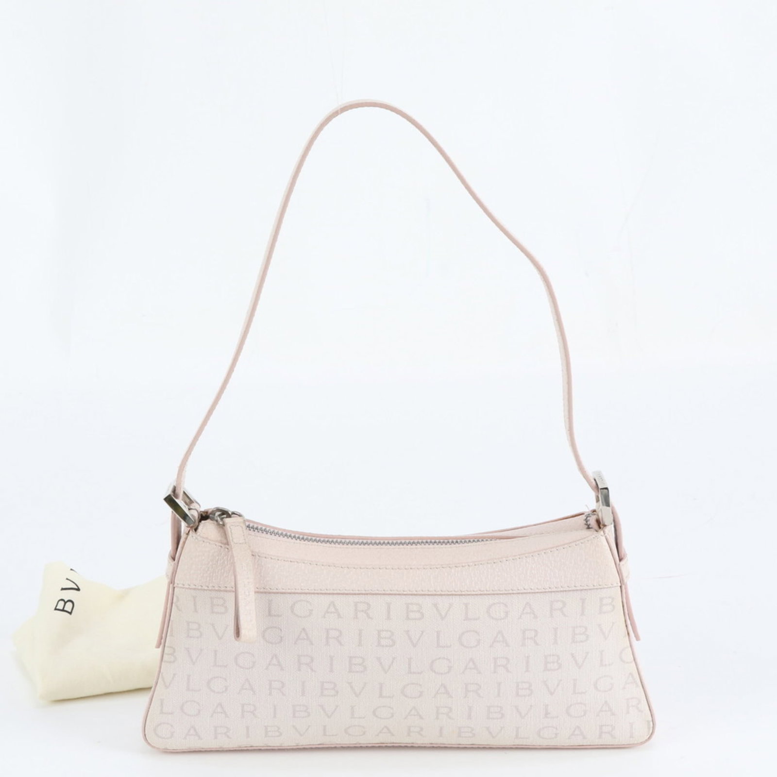 Canvas - Bvlgari Handbag - Shoulder Bag - Tote Bag Leather: Canvas - Bvlgari Handbag - Shoulder Bag - Tote Bag Leather A stunning Bvlgari shoulder bag, crafted from luxurious leather and canvas, boasts a chic pink hue that adds a pop of color to any outfit. Wi