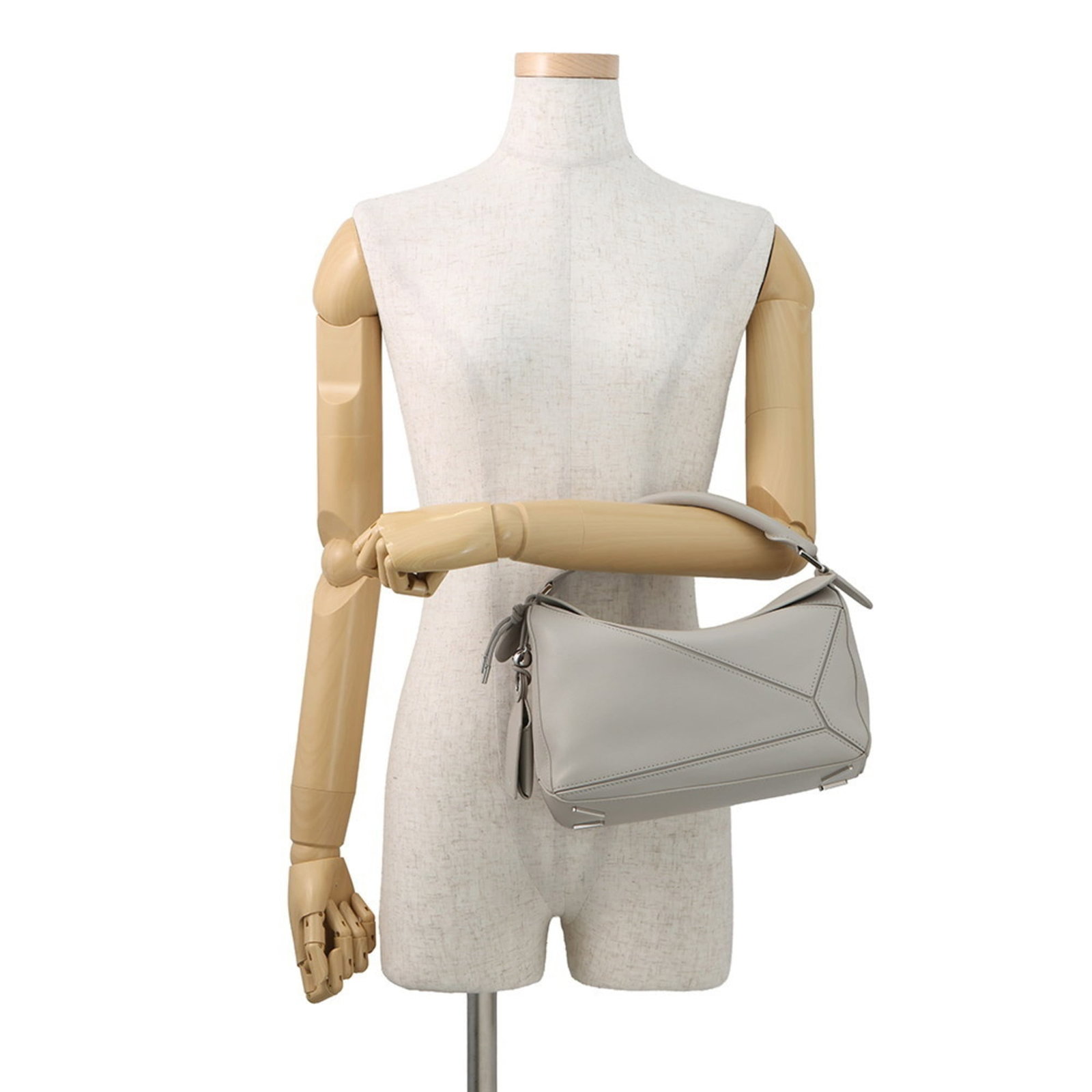 Loewe Shoulder Bag - 4