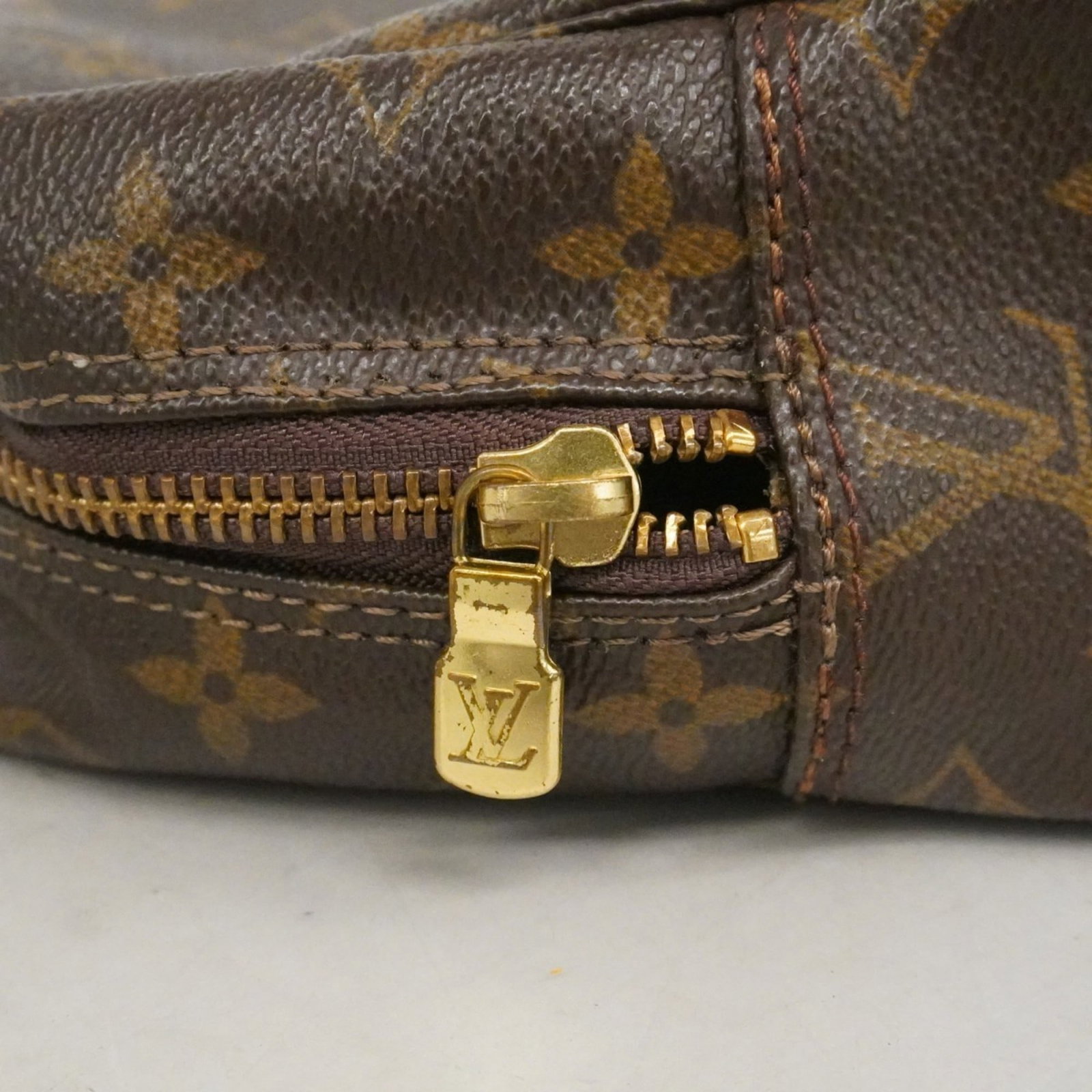 Pouch Louis Vuitton - 10