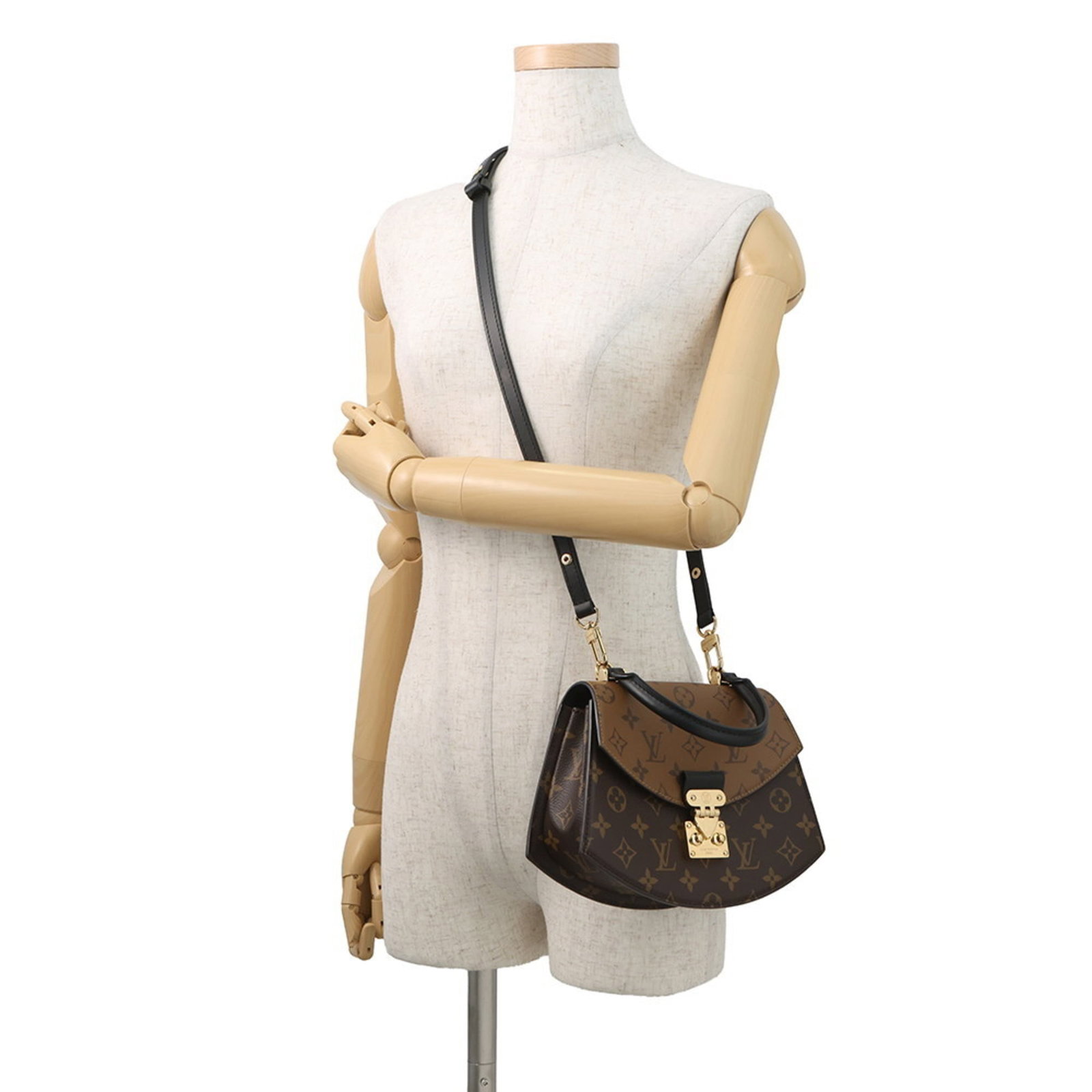 Louis Vuitton Monogram Reverse Shoulder Bag - 6