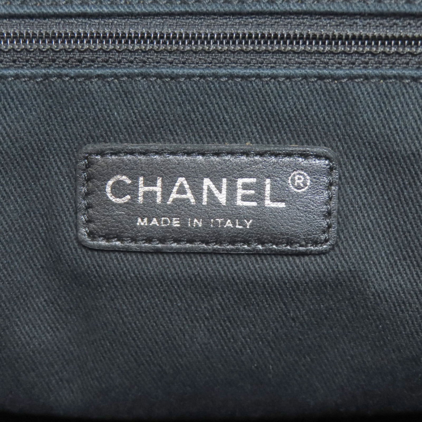 Leather Chanel Tote Bag - 6