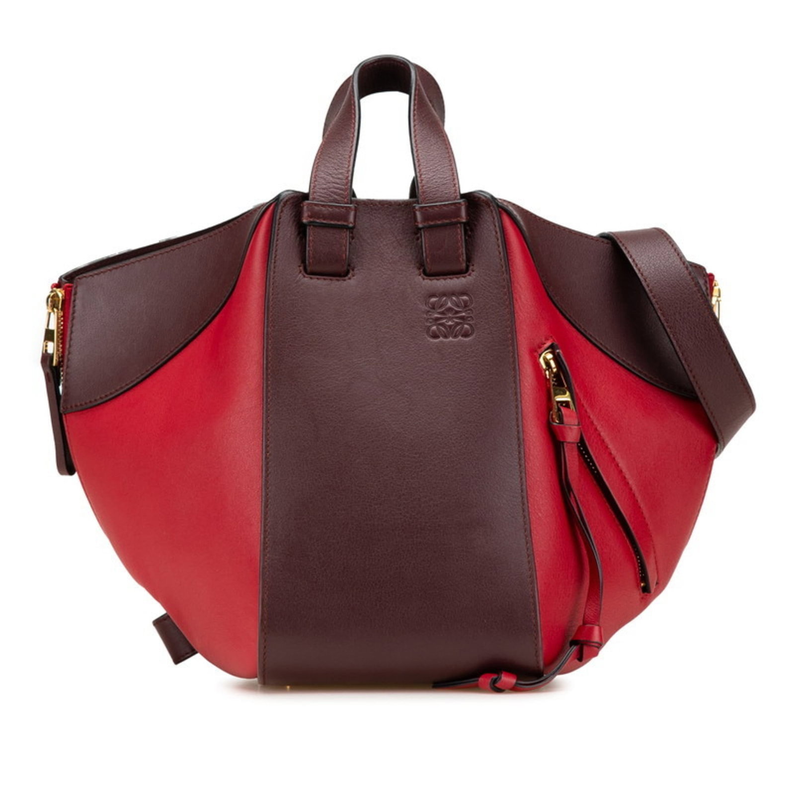 Loewe Leather Shoulder Bag: Loewe Leather Shoulder Bag Elevate your style with the timeless elegance of Loewe's Bordeaux leather shoulder bag. This classic design boasts a sturdy 45cm strap drop and a sleek, hook closure, while