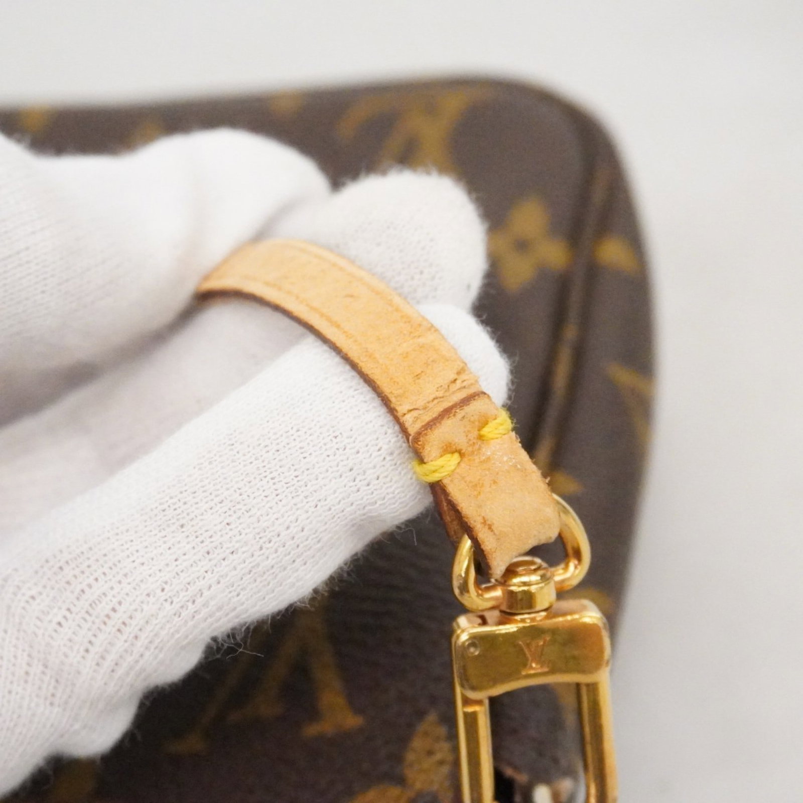 Pouch Louis Vuitton - 13