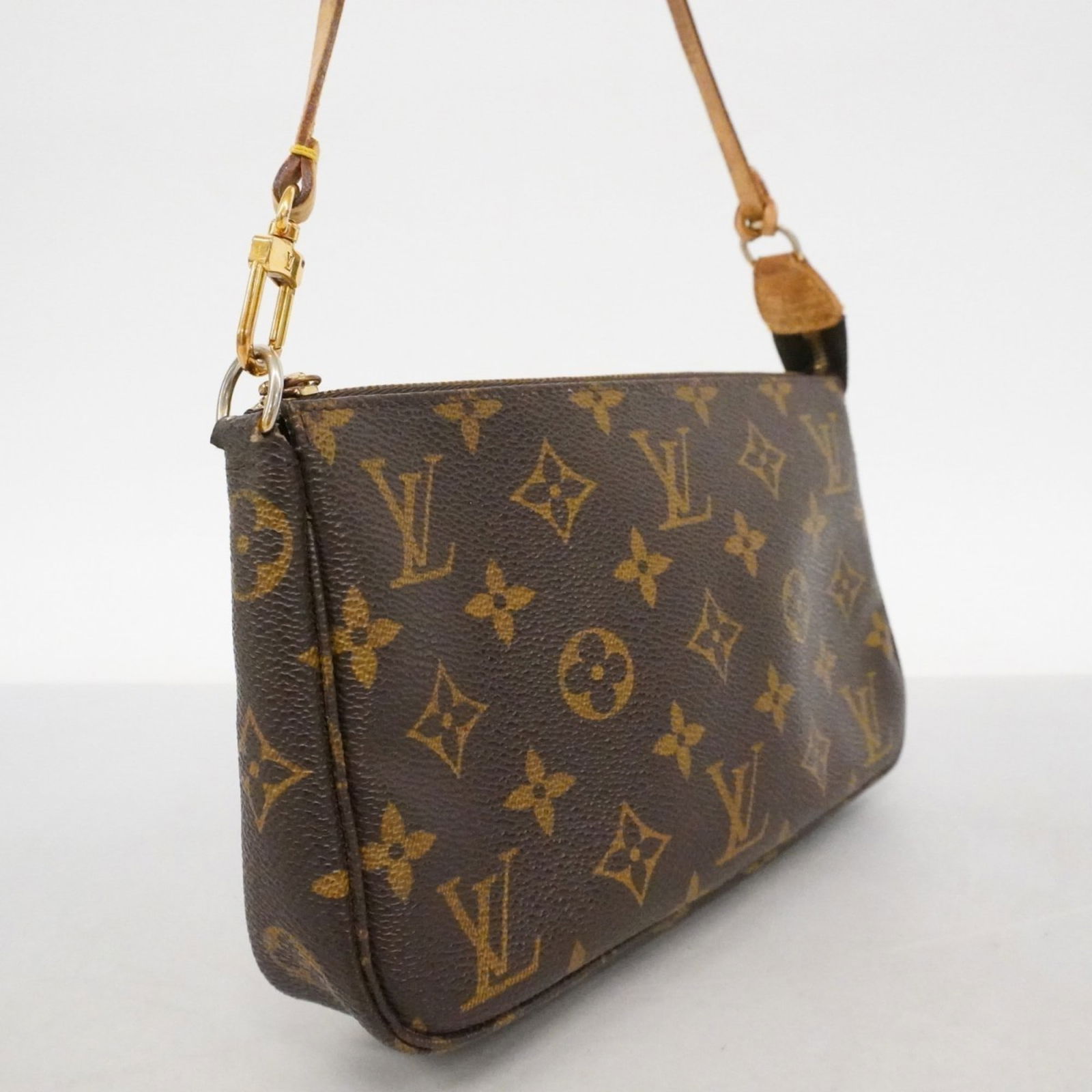 Pouch Louis Vuitton - 2