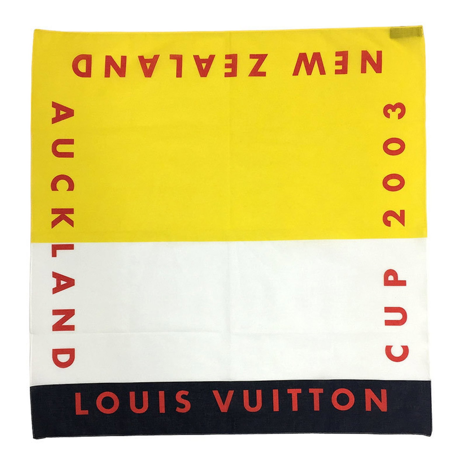 Louis Vuitton Cotton Scarf: Louis Vuitton Cotton Scarf A pre-owned Louis Vuitton cotton scarf in navy, perfect for adding a touch of luxury to any outfit. With its classic 57cm x 57cm size and soft cotton material, this scarf is