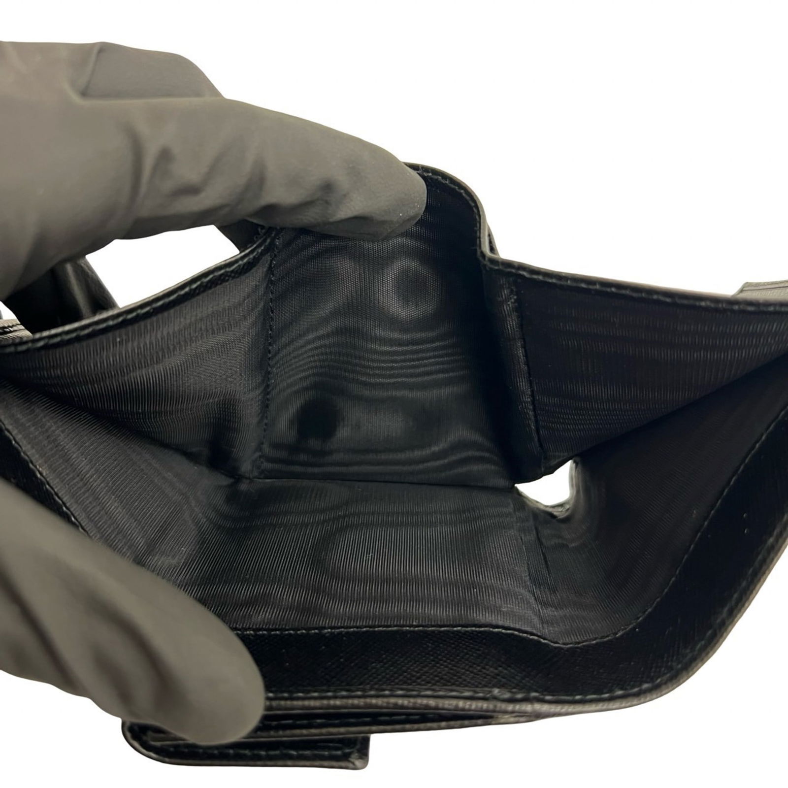 Prada Tri-Fold Leather Wallet - 8