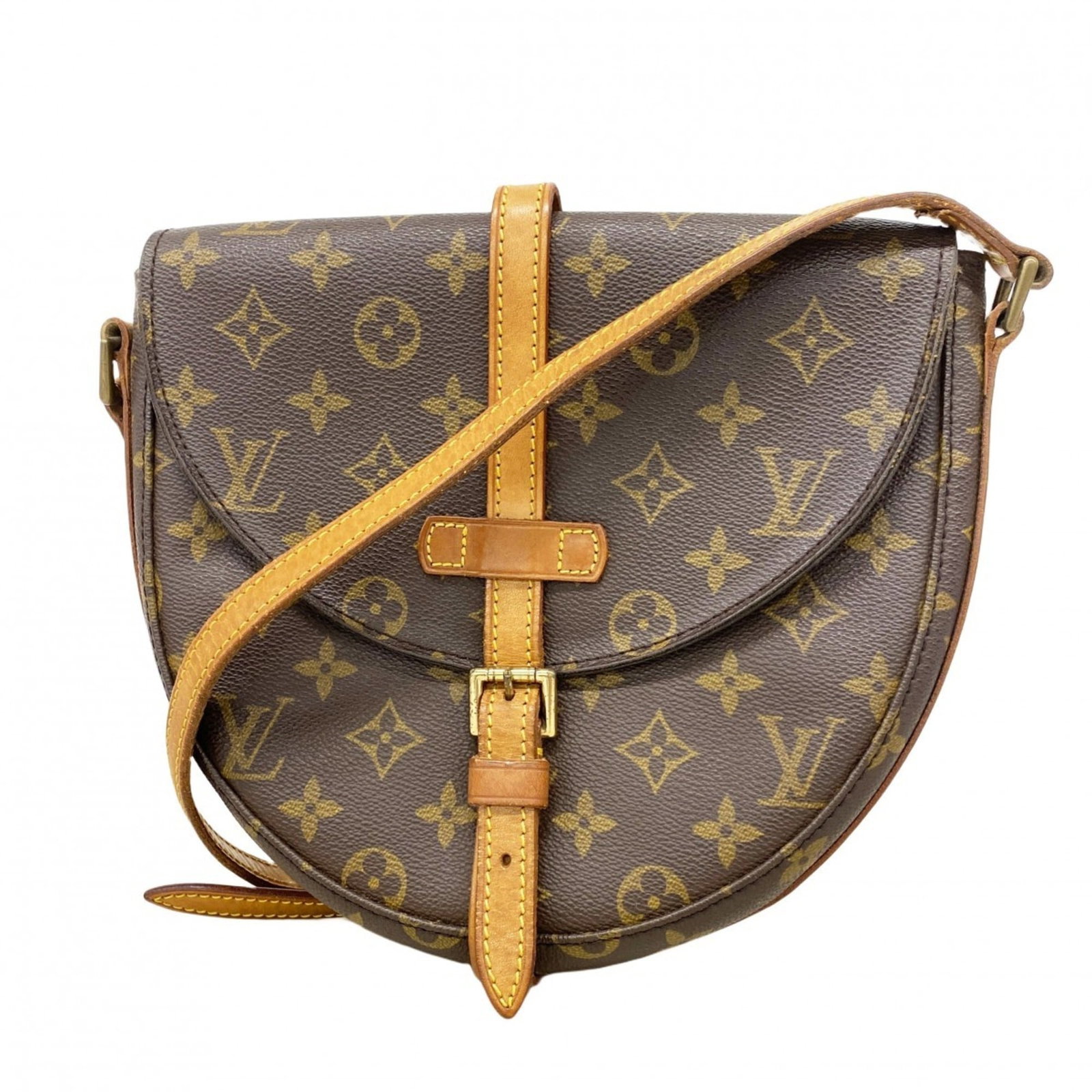 Bag Louis Vuitton Shoulder: Bag Louis Vuitton Shoulder A pre-owned Louis Vuitton shoulder bag in rich brown leather, featuring the iconic monogram pattern and timeless design that exudes luxury and sophistication. With its class