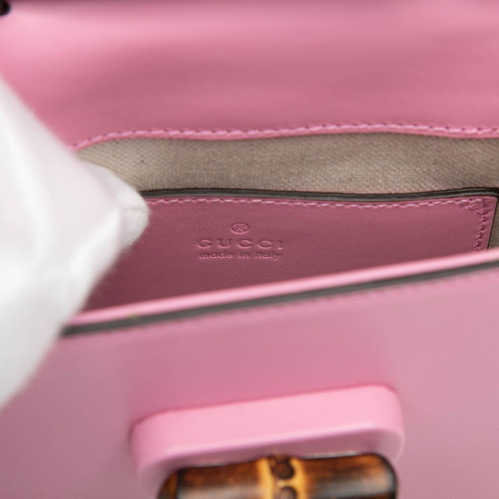 Gucci Leather Shoulder Bag - 5