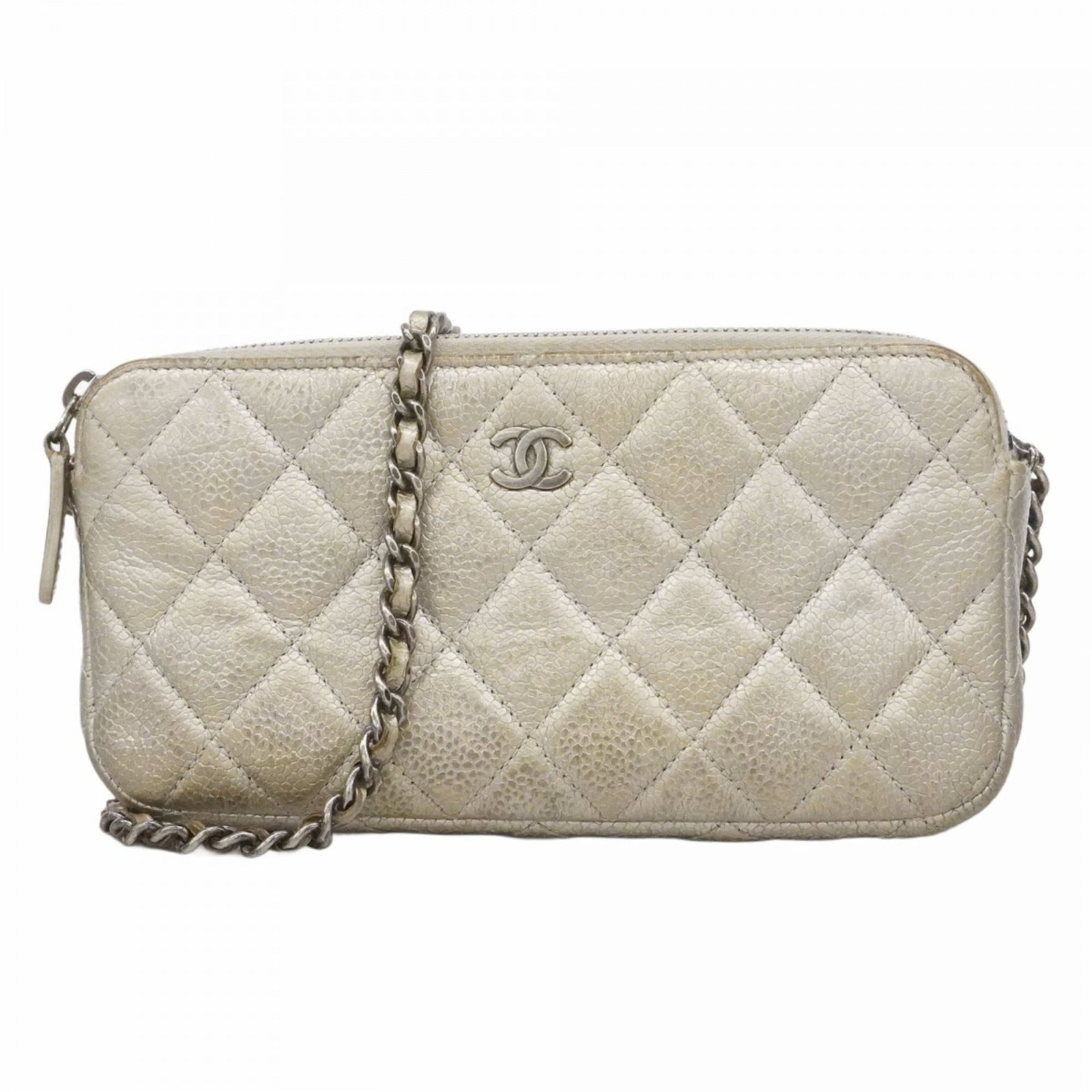 Calfskin Grained Chanel Chain Shoulder Wallet: Calfskin Grained Chanel Chain Shoulder Wallet A classic Chanel chain shoulder wallet, crafted from rich grained calfskin and boasting a timeless design, this versatile accessory is perfect for adding
